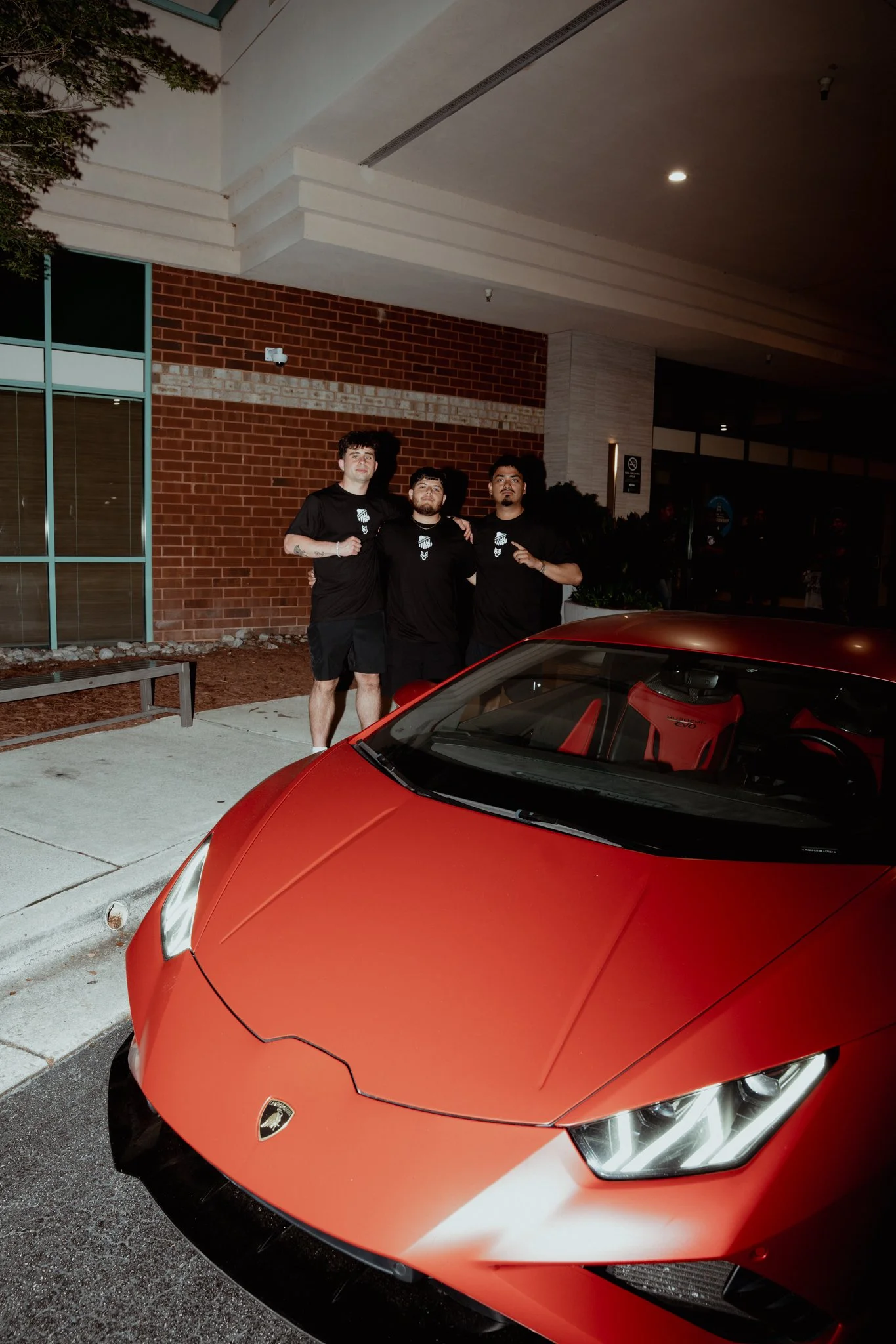 Lambo-5.jpg