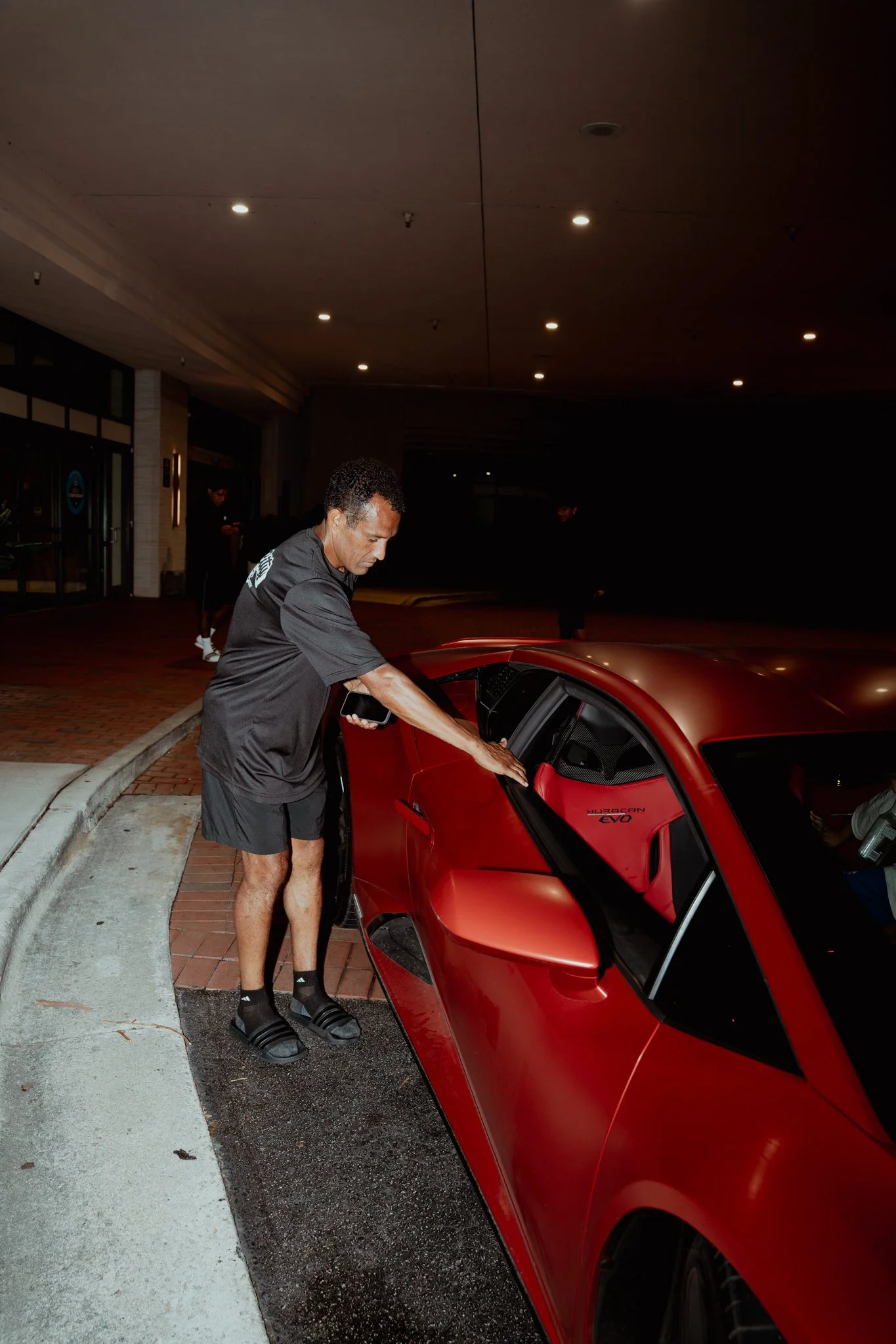 Lambo.jpg