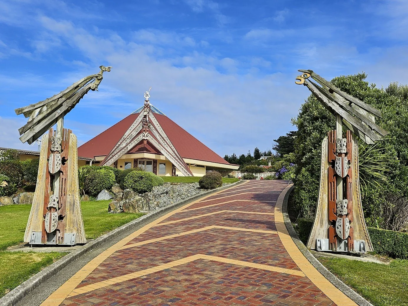 te-rau-aroha-marae-bluff-murihiku-maori-tours.jpg