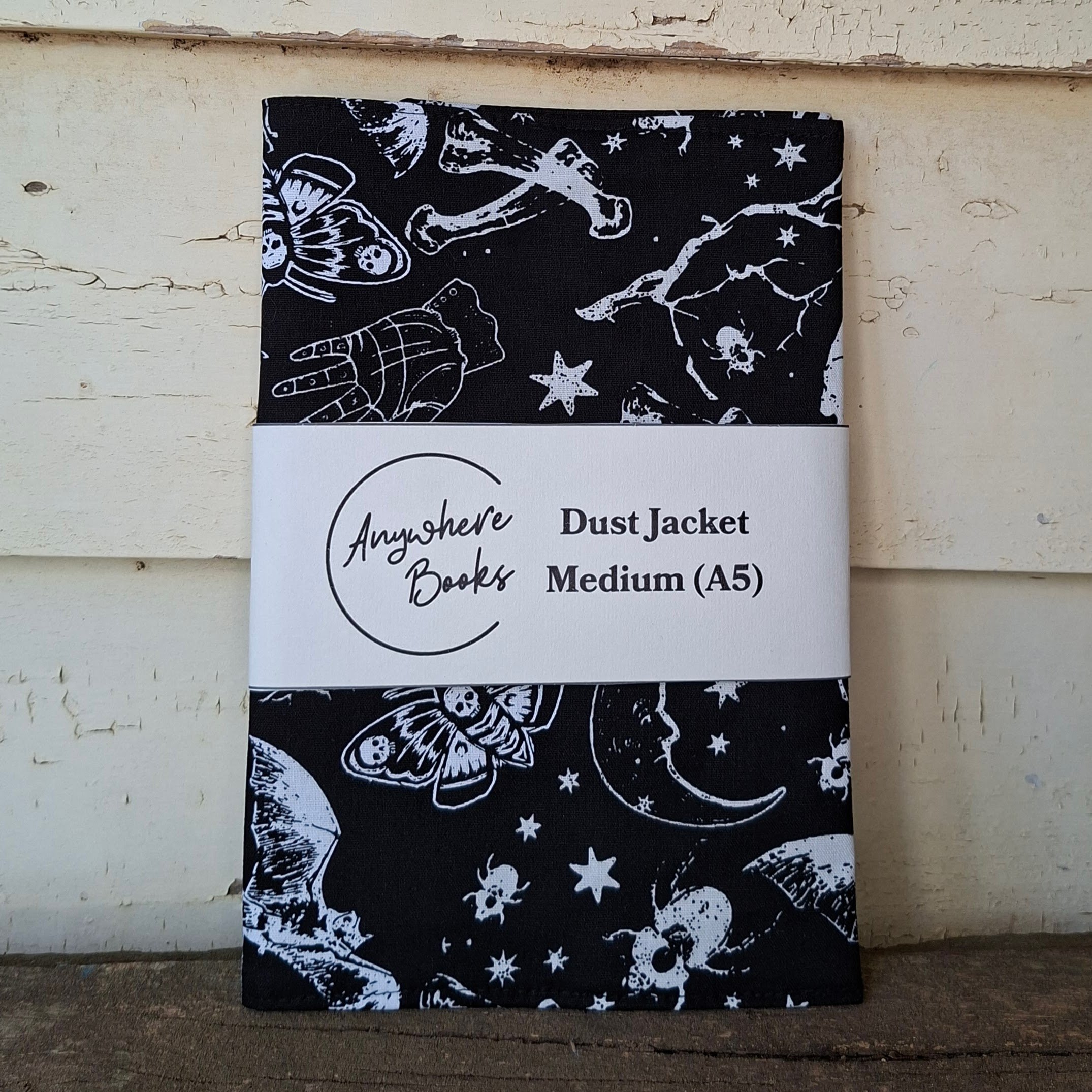 Dust Jacket - Medium