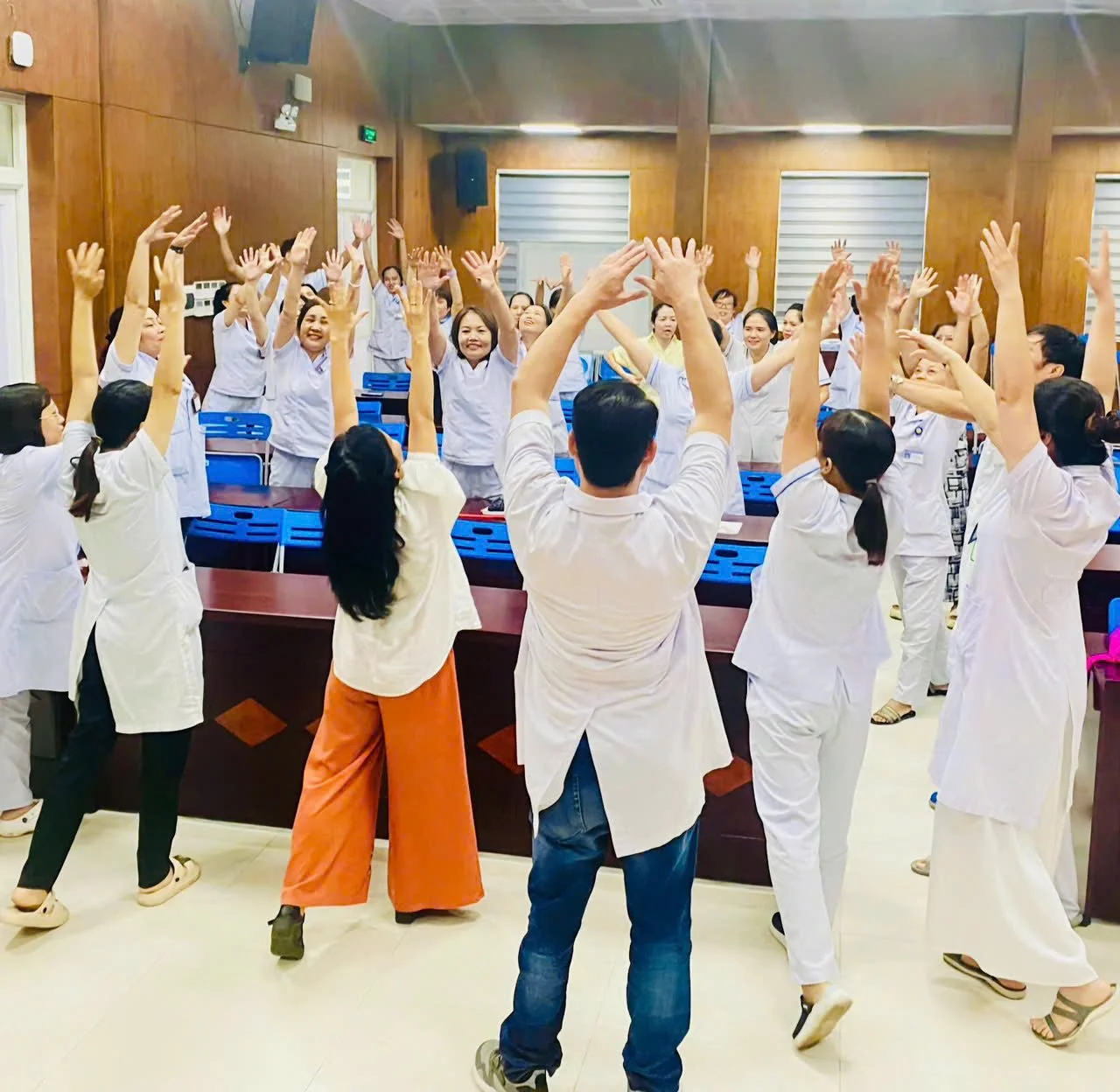 Giáo dục và phát triển