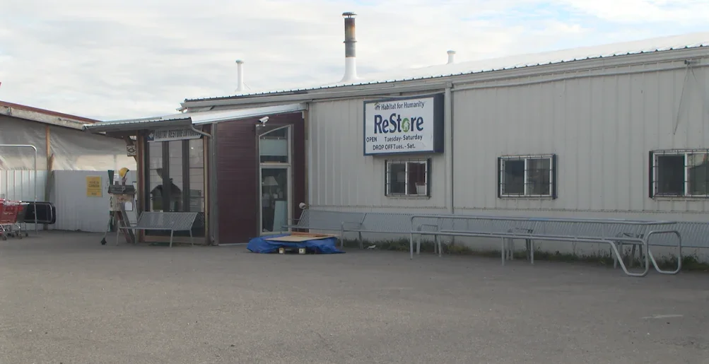 The front of the HHGV ReStore building..
