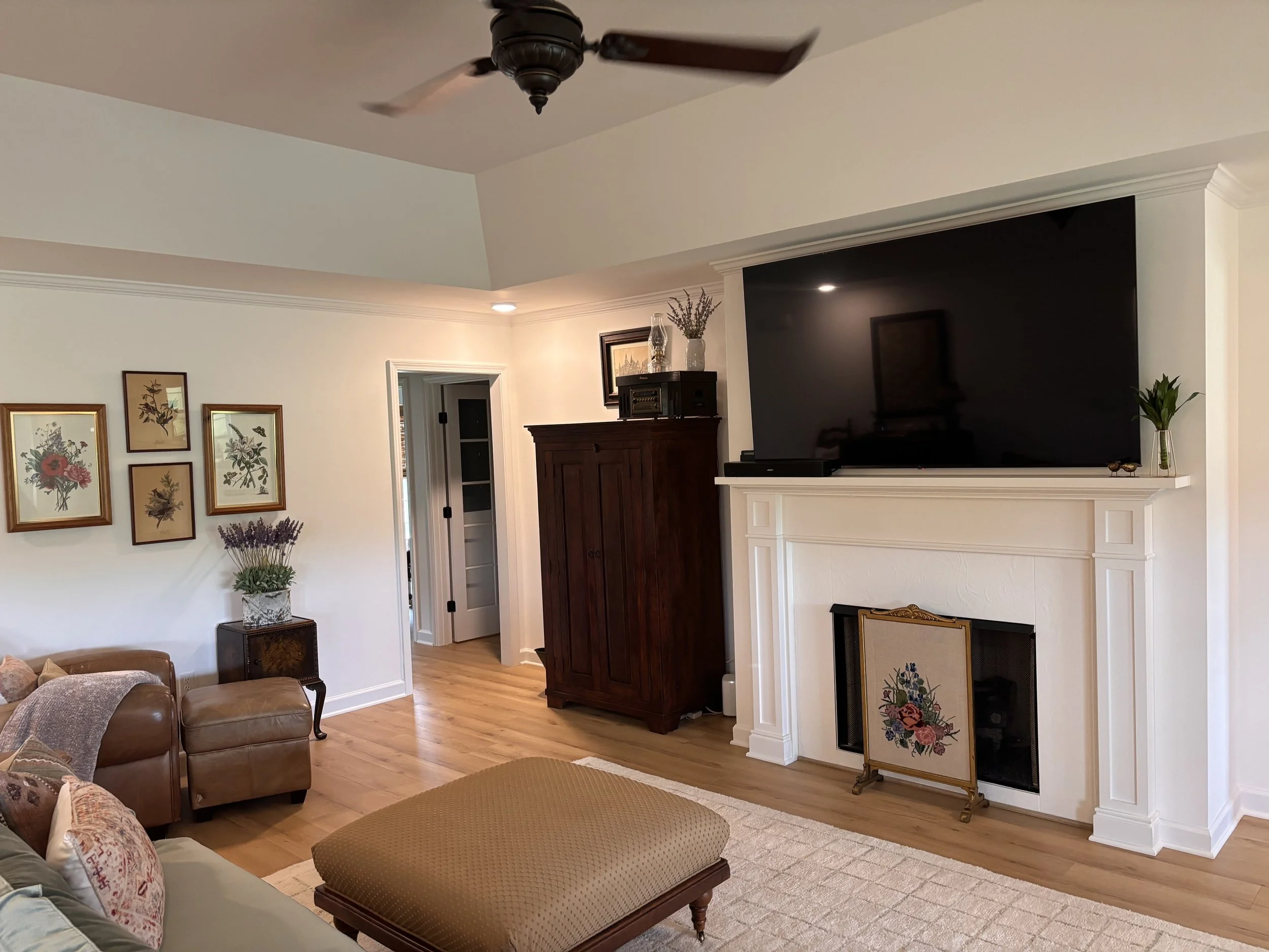 Myers-Beck-living-room-fireplace.jpeg