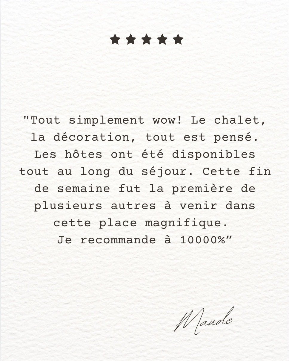 Une note manuscrite avec une citation en français, une ligne de cinq étoiles noires en haut, et une signature 'Mande' en bas à droite.