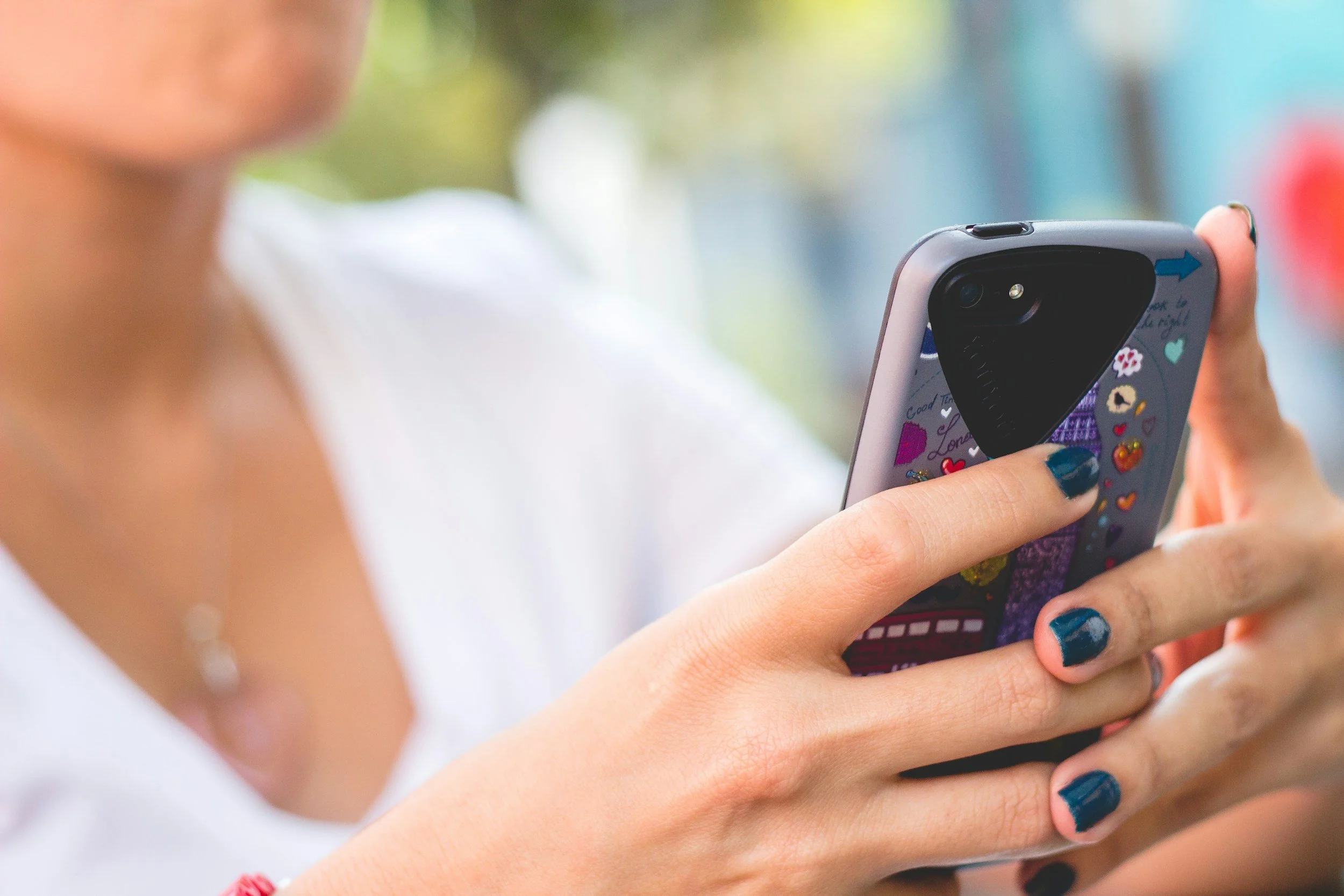 Maximize your marketing to minimize social media stress