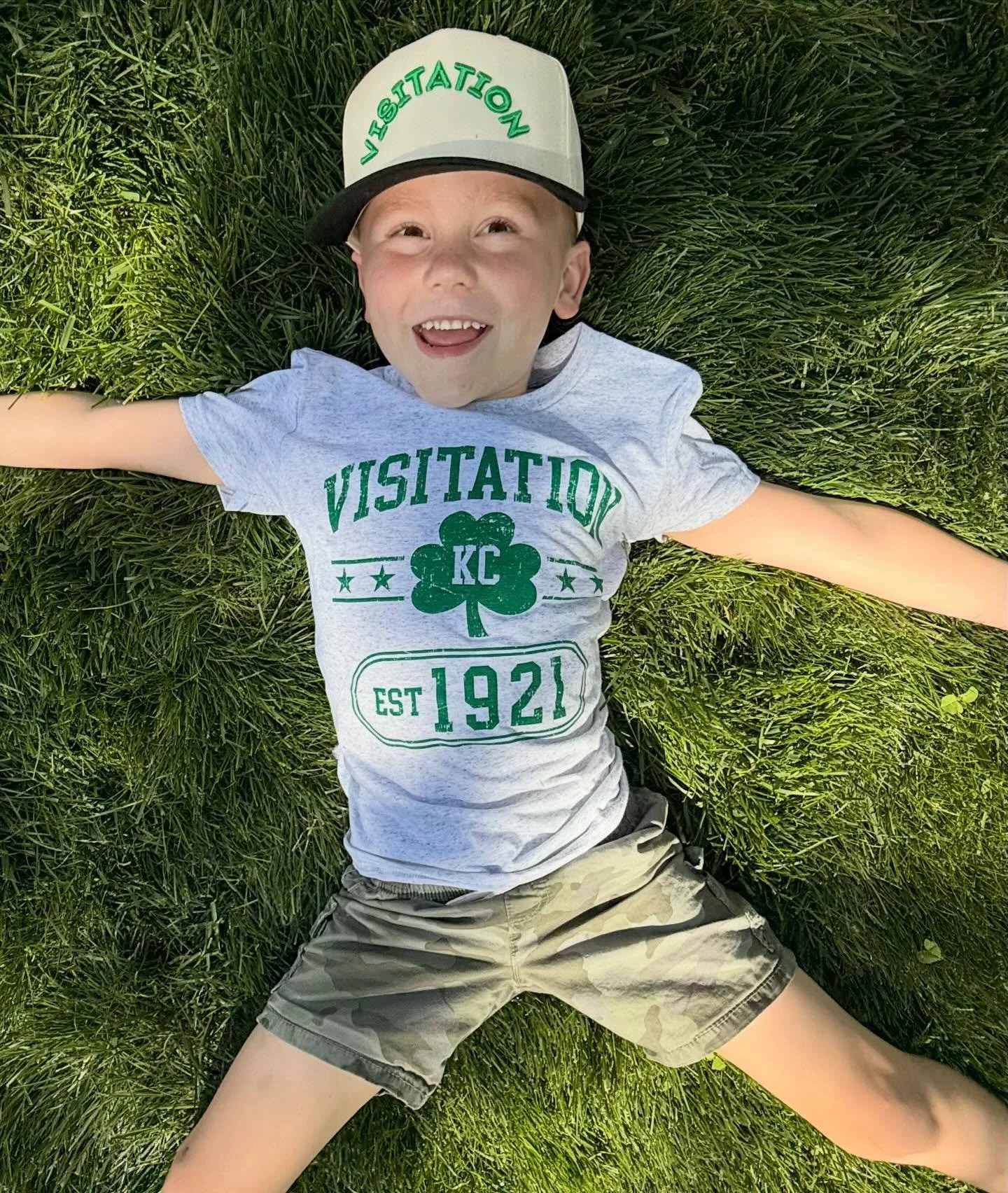 ☘️ SHIRT GIVEAWAY ☘️ How to enter: 1. Follow us! 2. Tag a Vis friend in the comments. More comments = more entries. A random winner will be picked on Monday, April 27th! {shirt comes in youth and adult sizes}