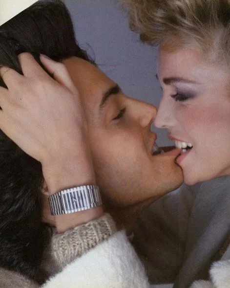 Happy V Day to all our watch girlies ❤️

📸: US Vogue - November ,1981