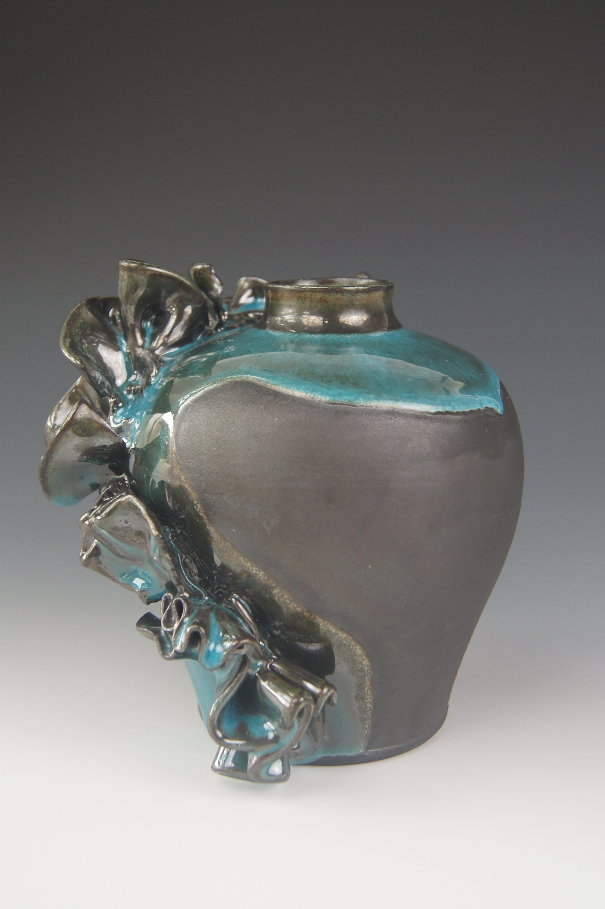 teal bottle 1.png