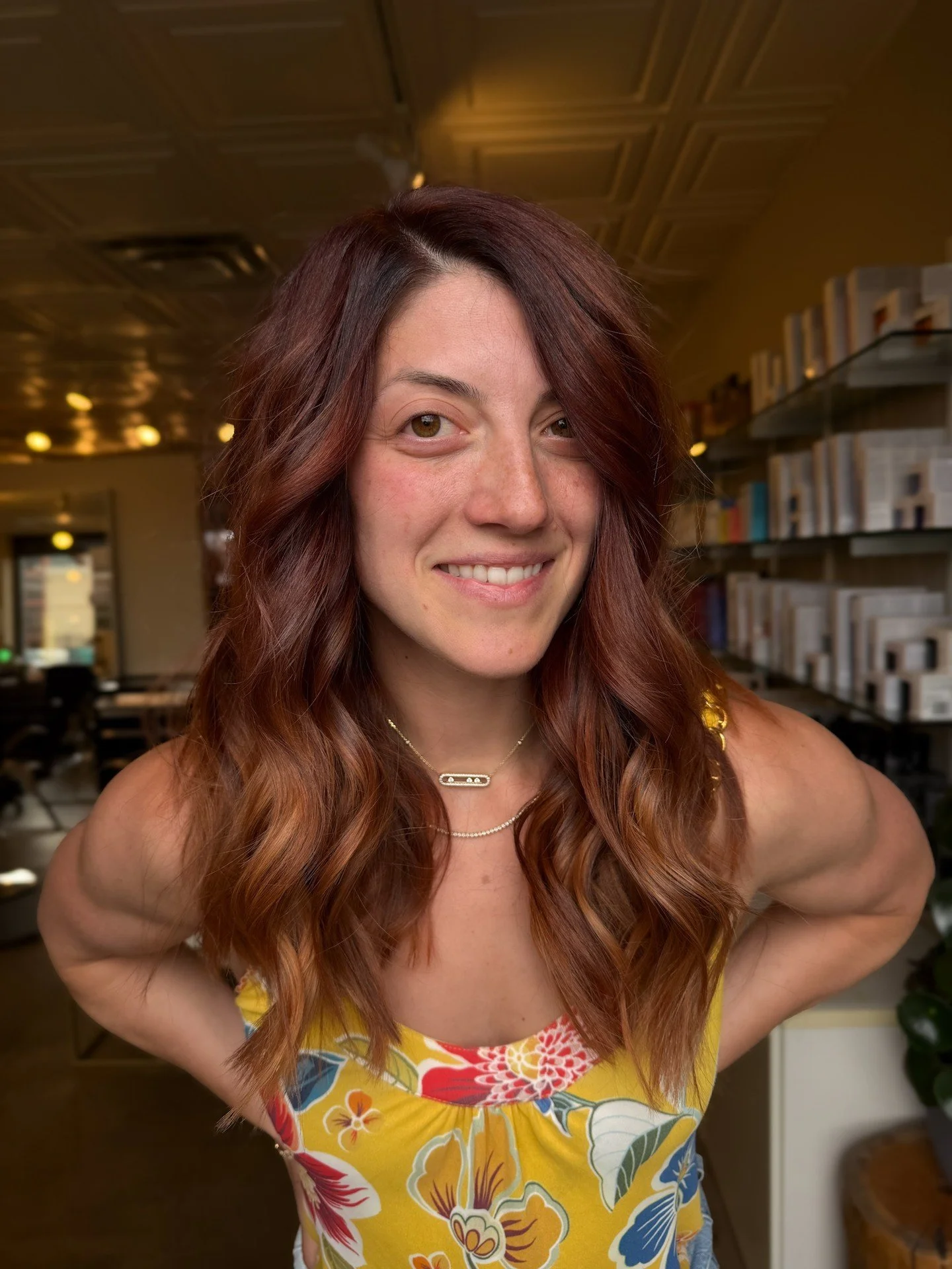 Spiced copper with cinnamon depth and ribbon lights through the mids and ends. Soft layers, glossy finish, and a grow out that stays pretty between visits.

Hair by @hallieadrianhair at Starling Salon, Denver.
