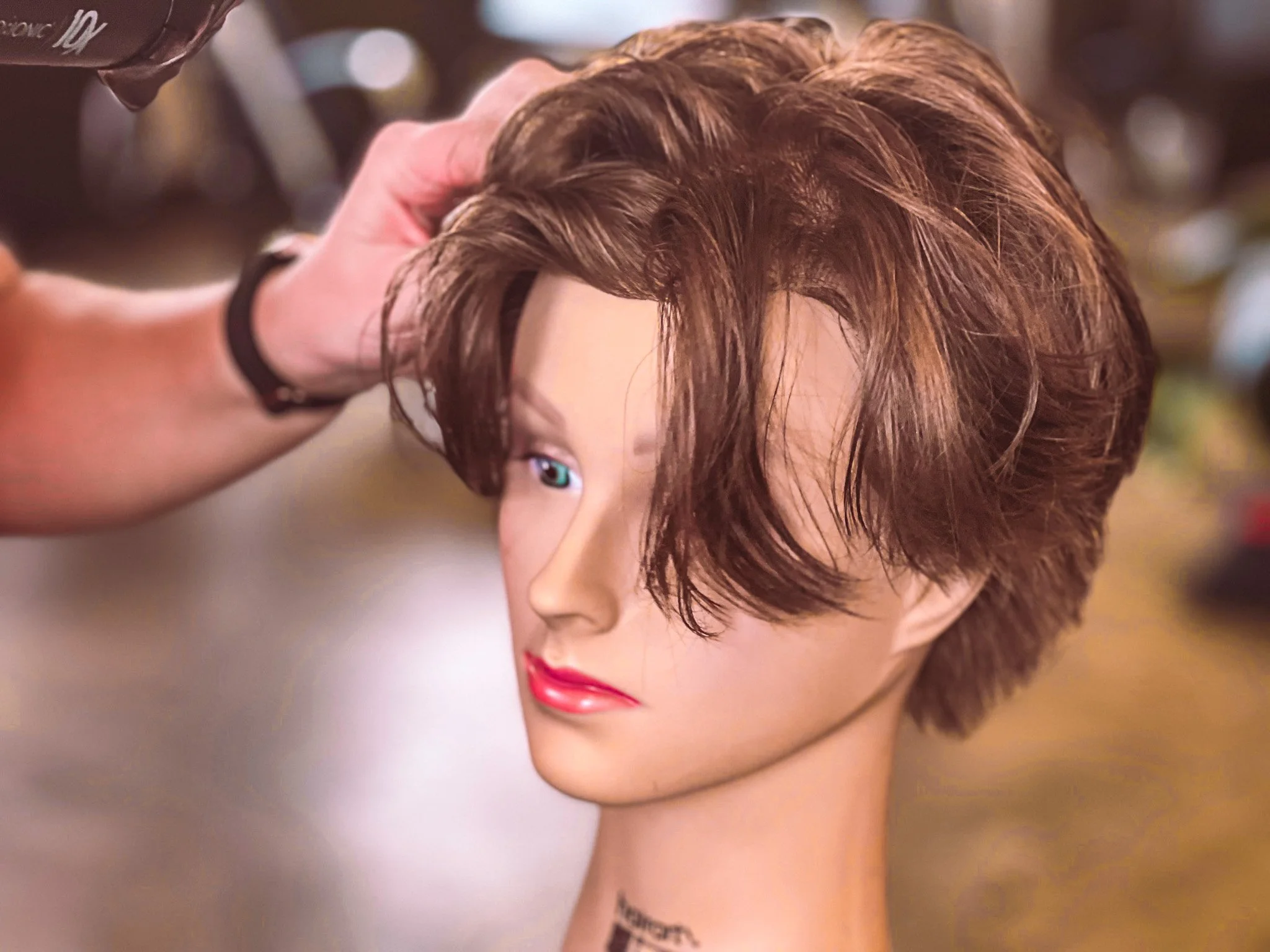 A flexible haircut for short hair.