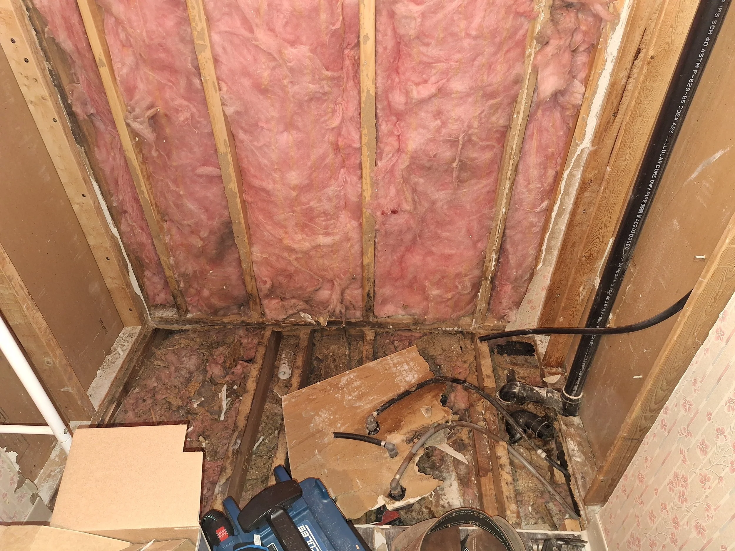Full Shower Tear-Out & Reconstruction