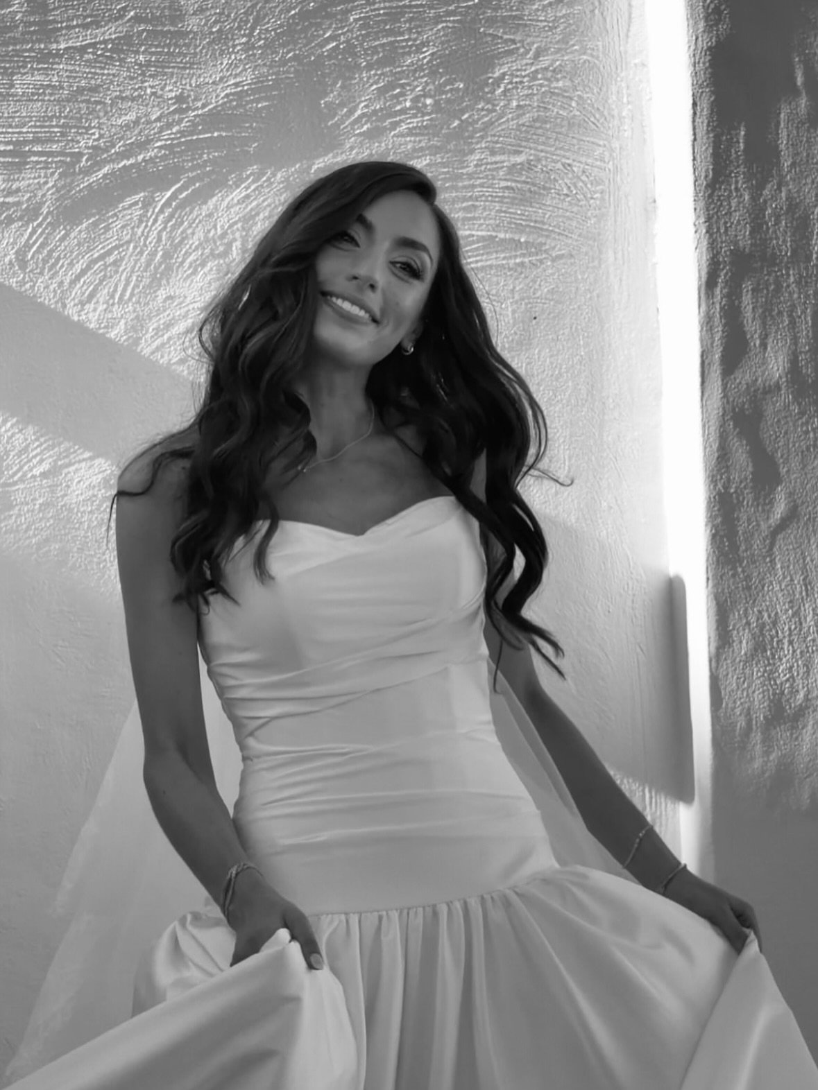 The Kanchiks are about to own my camera roll. 

What a way to start 2026. ICONIC.

@lovestreetsocials these images are incredible. 

Venue: @ravensthorpe.estate 
Stylist: @wedeventcreators 
Catering: @m2_kitchen 
Gelato: @thegelato_bike 
Draping: @th