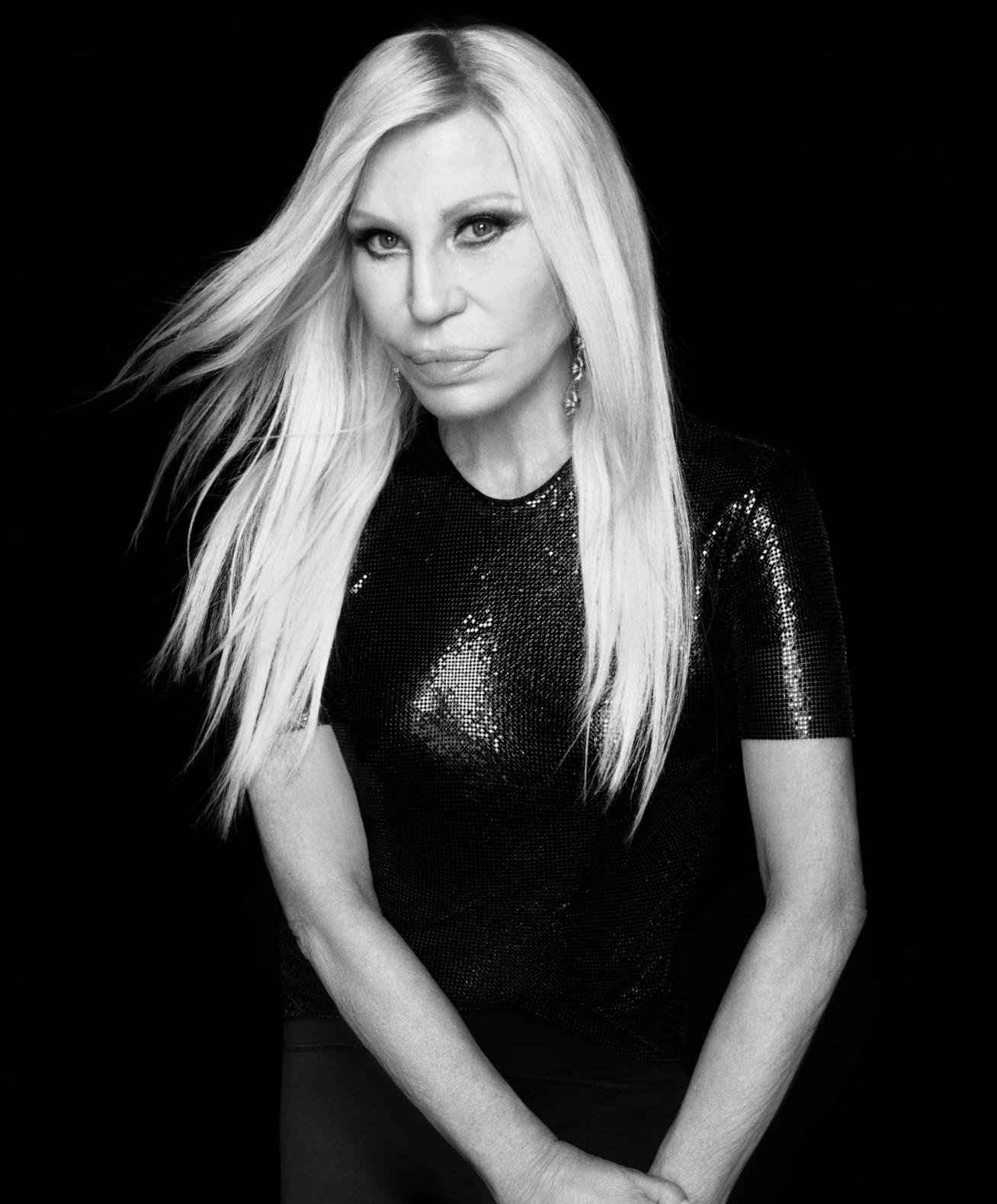 Donatella Versace y la plataforma de moda online REVOLVE