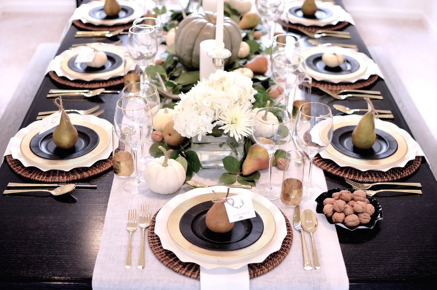How To Set a Fall Harvest Thanksgiving Table