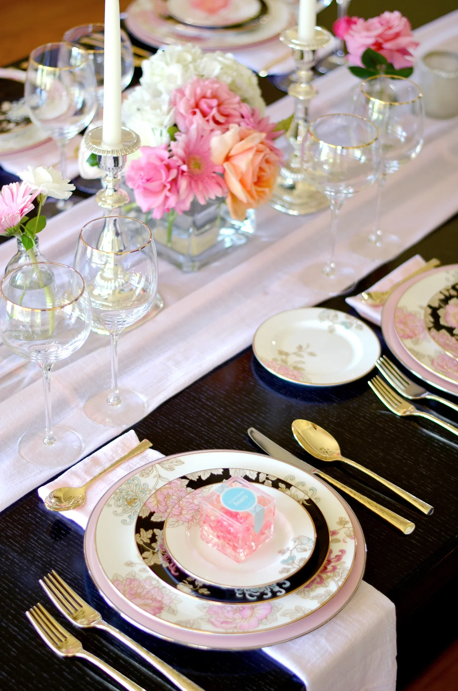 Setting a Boho-Chic Table With Marchesa By Lenox