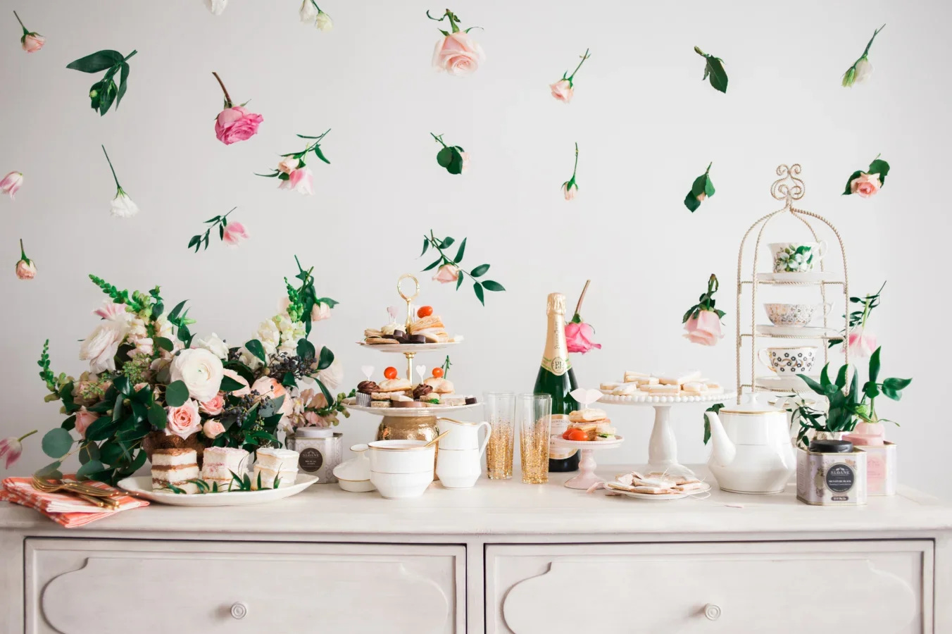 Our Favorite 2016 Valentine's Day Soiree's