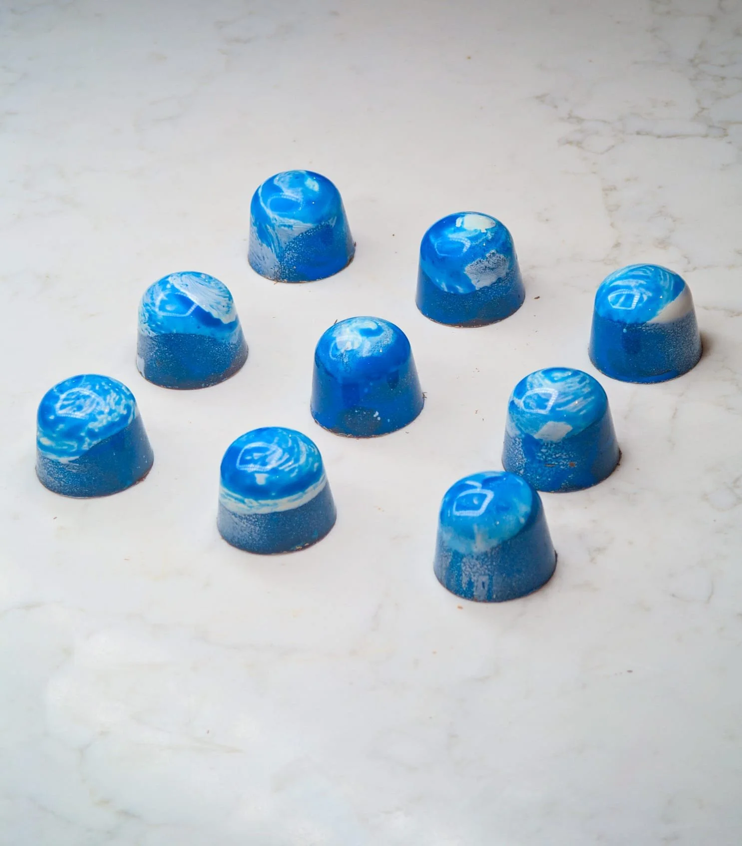 Vegan Pistachio Praline Chocolate