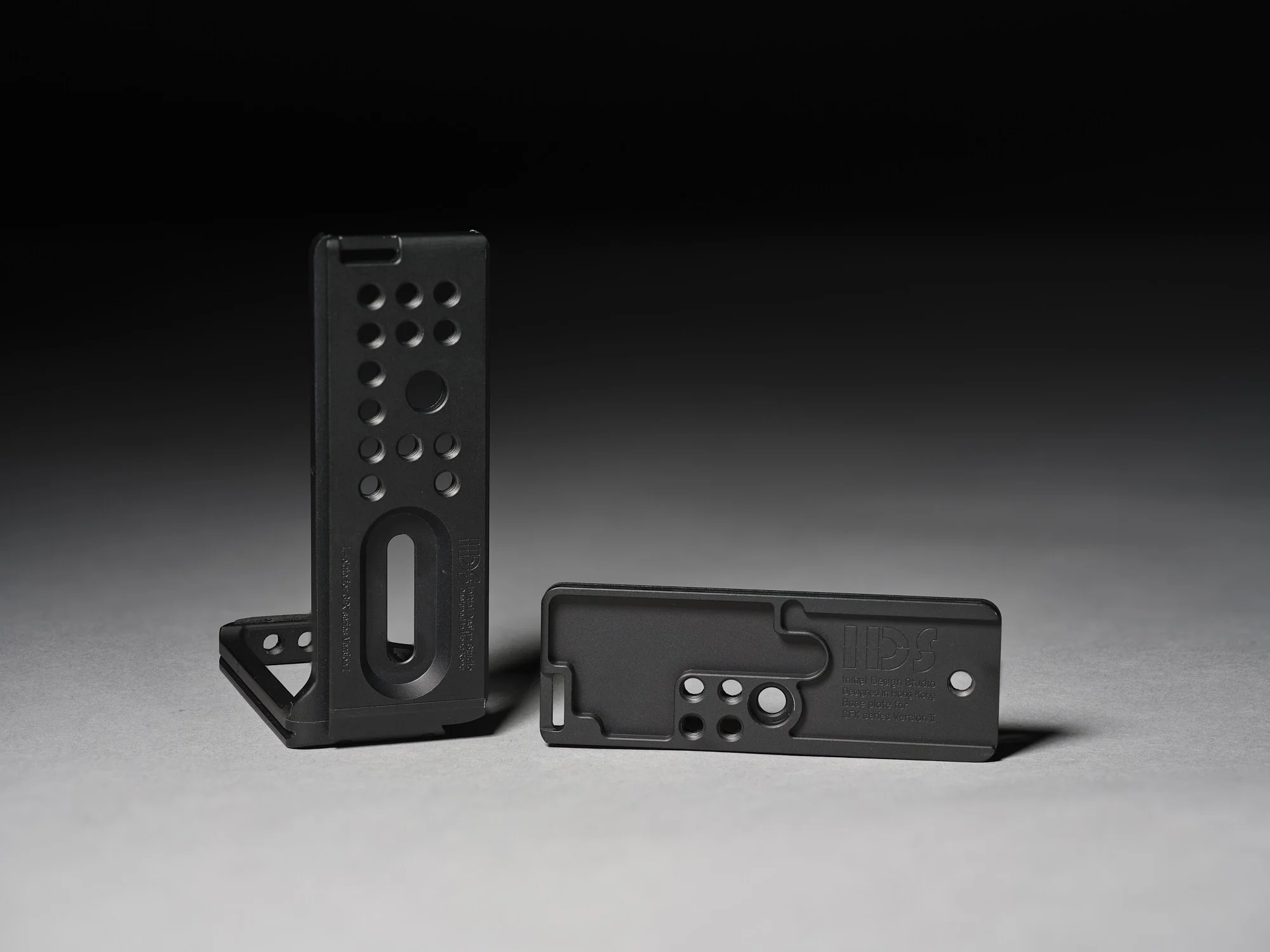 IDS_003_L Bracket-03_2K.jpg