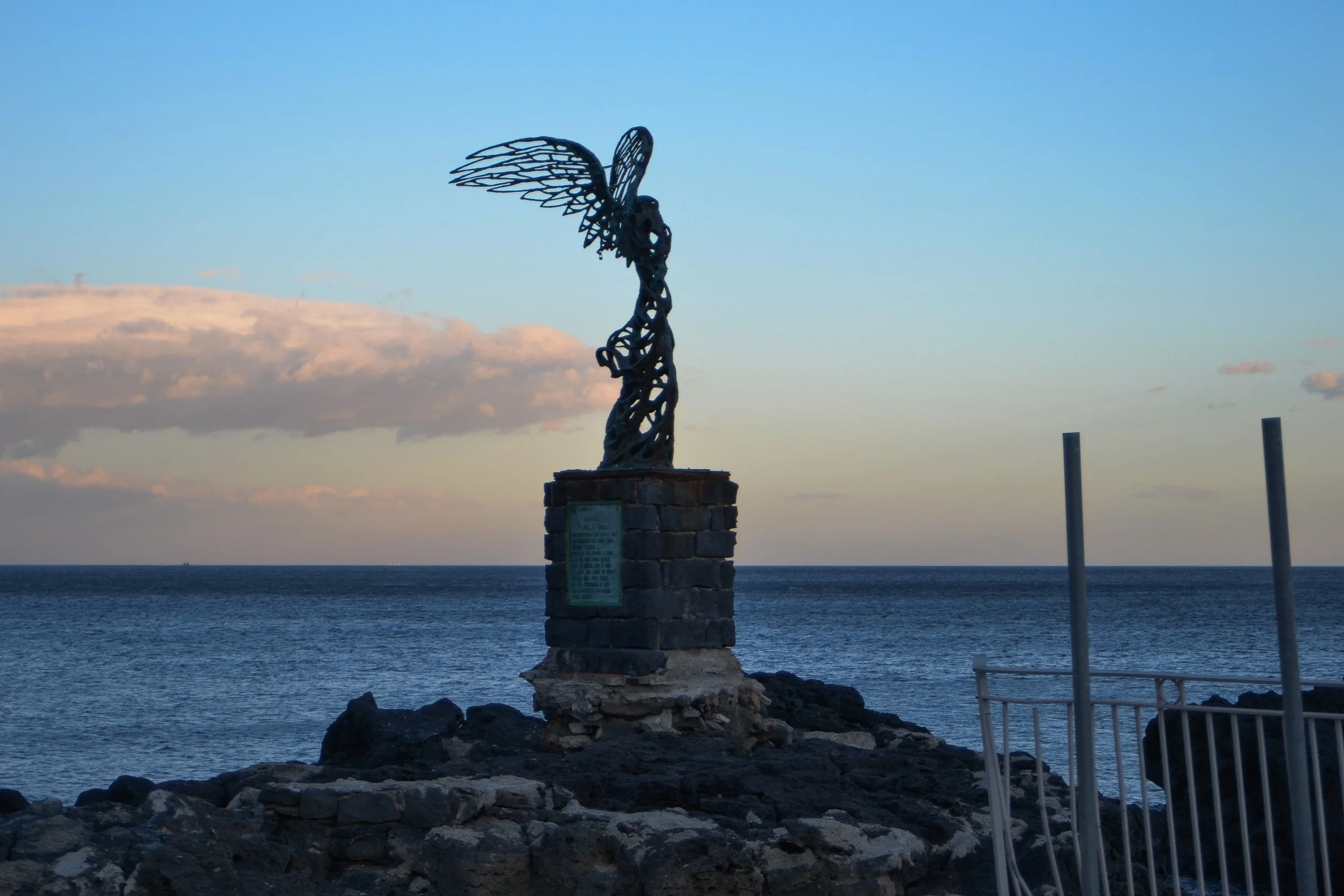 The Nike Statue of Giardini Naxos – A Symbol of Victory Along the Sicilian Coast