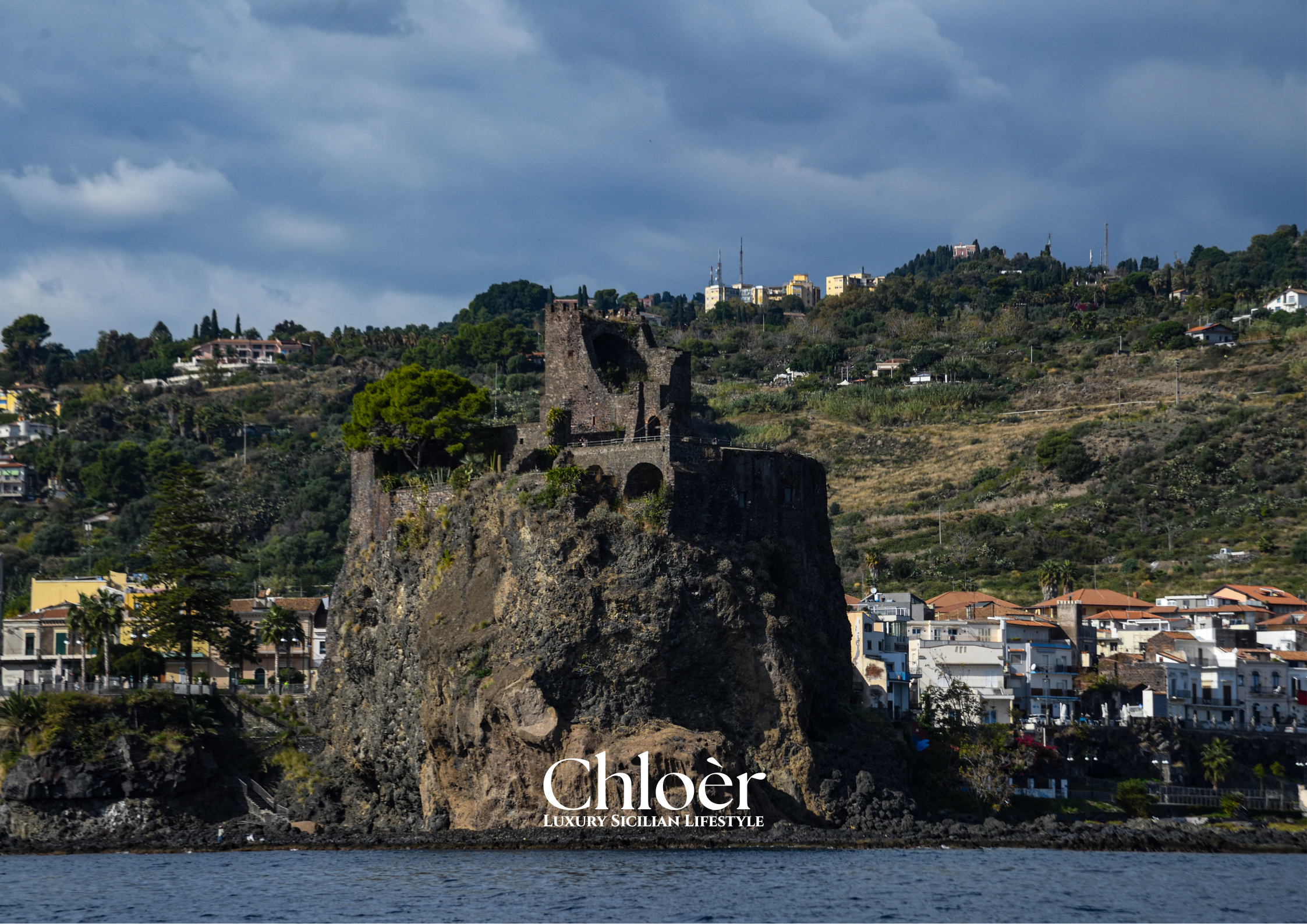 Aci Trezza - 2 Hrs Private Boat Tour (Lachea's Island, Polifemo Faraglioni, Ulisse's Grottos)