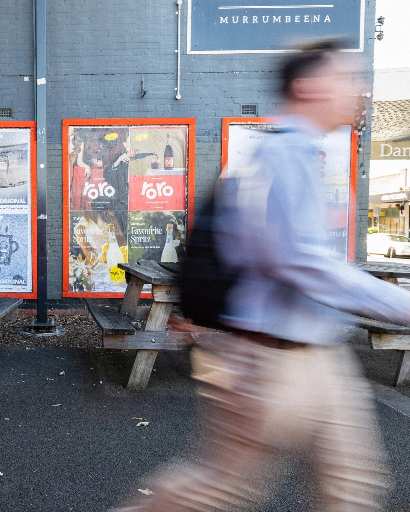 It's gonna be a stinker this weekend, so grabbing a Roro and Zoncello Spritz from @zoncello.official to  beat the heat sounds like a solid plan to us #limoncello #melbourne #streetposter #spritz #oohadvertising