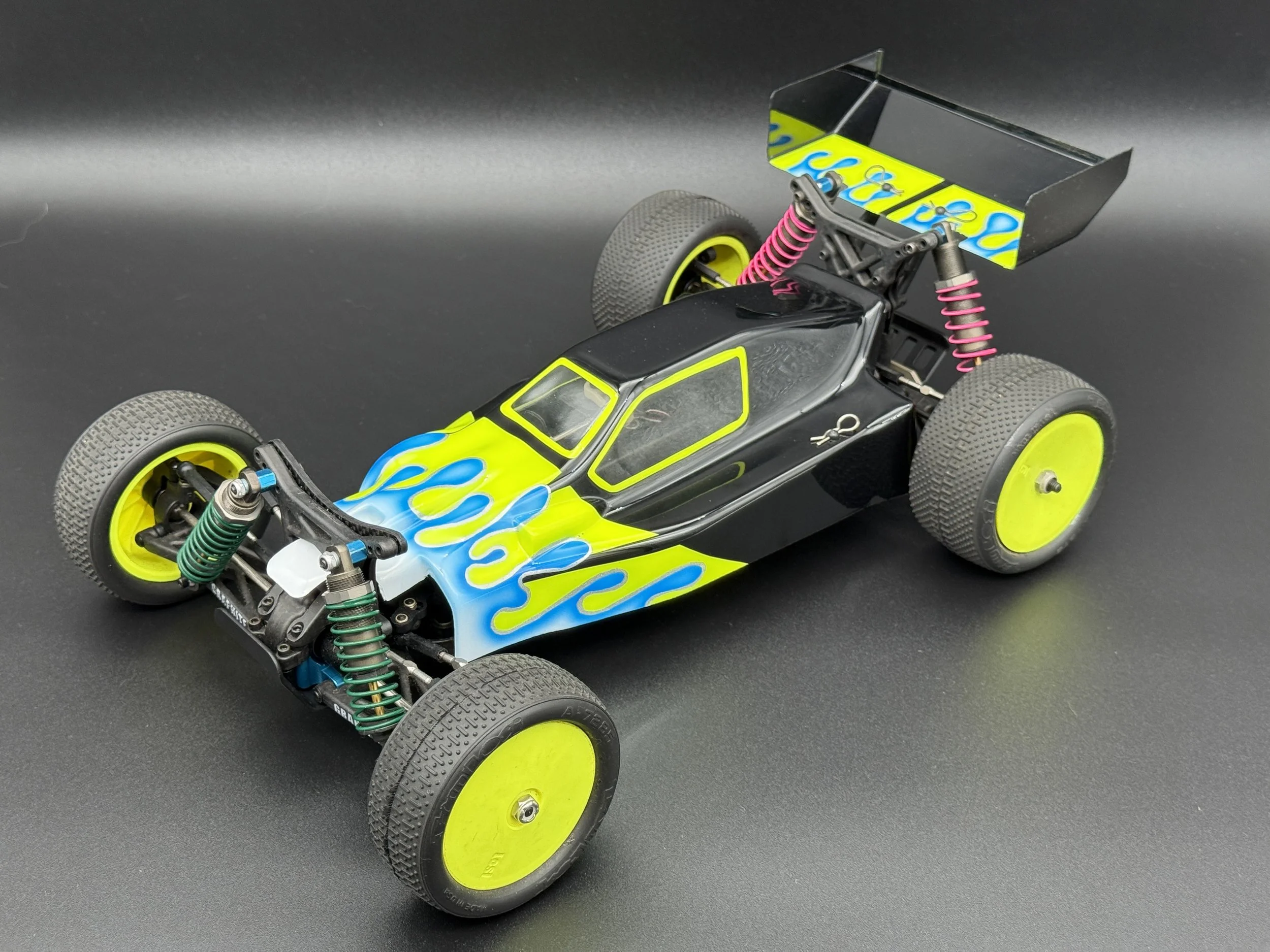 1999 LOSI XX4 WORLD EDITION + TRINITY HOP-UPS