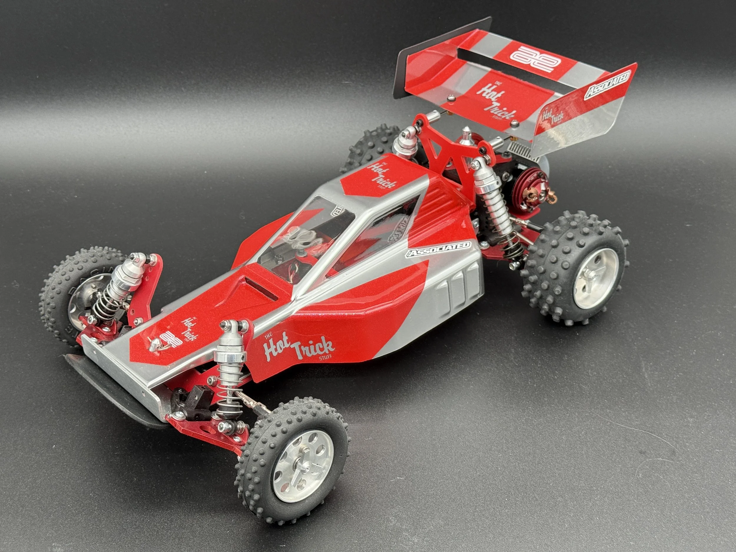 1980 RC10 HOT TRICKS