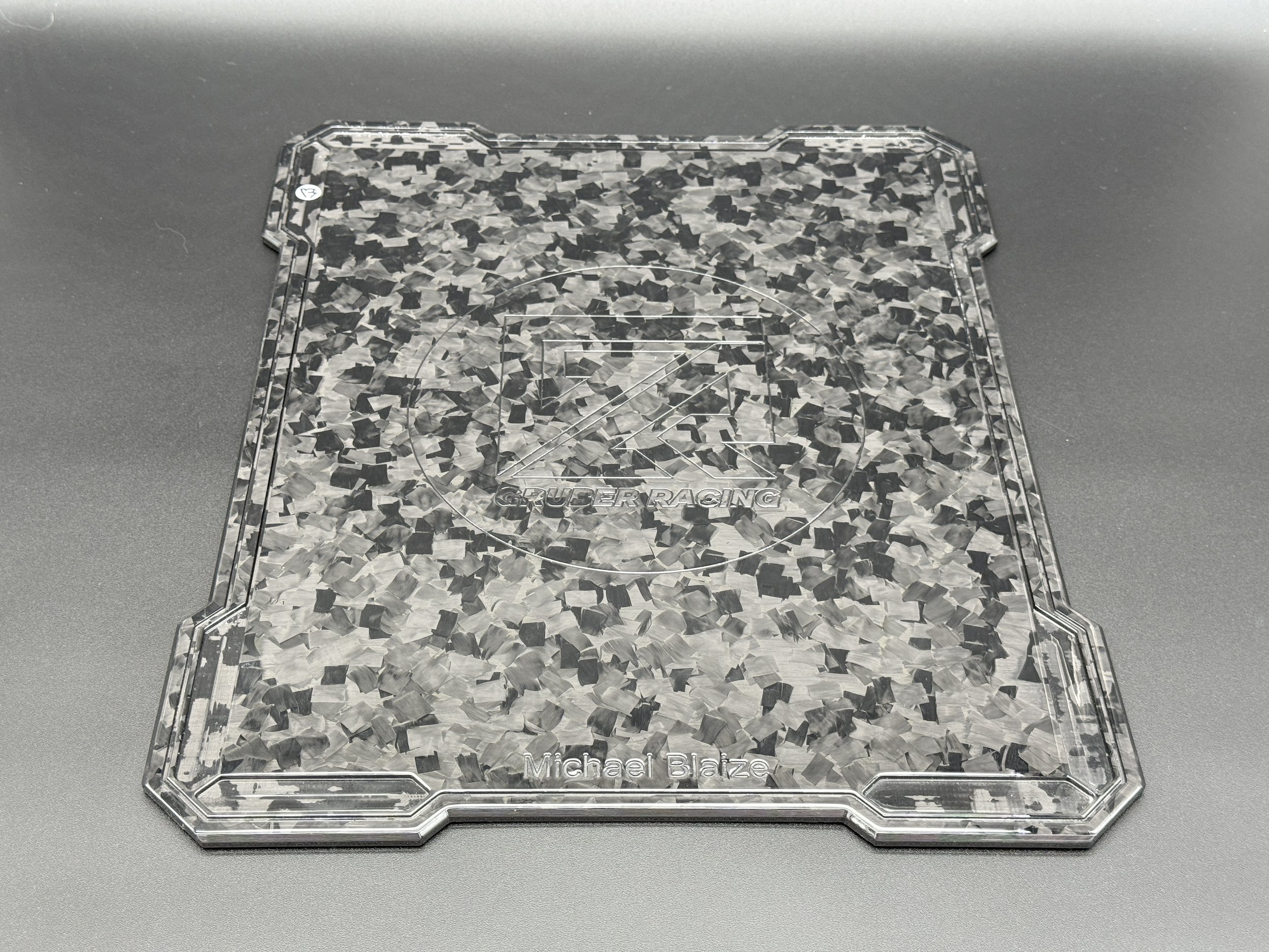 GRUBER RACING GLOSS CARBON FORGE PIT BOARD