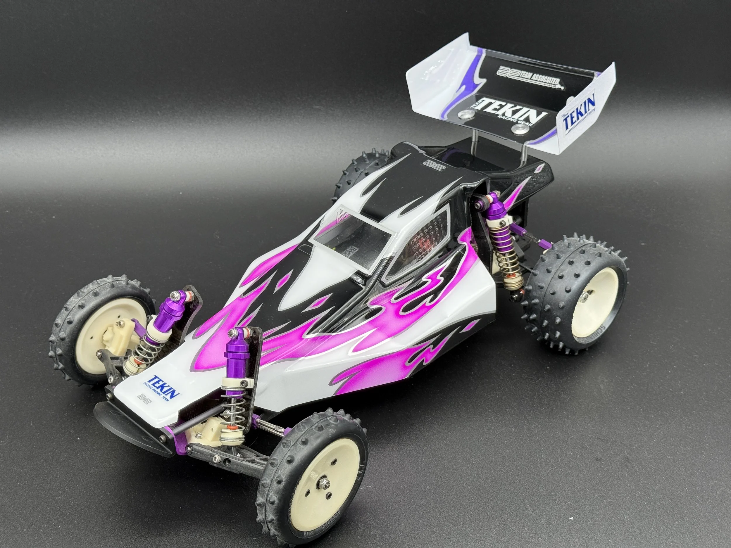 RC10 TEKIN Chassis Conversion
