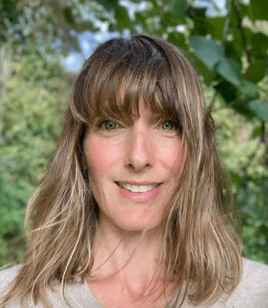 Dr Ruth Easby