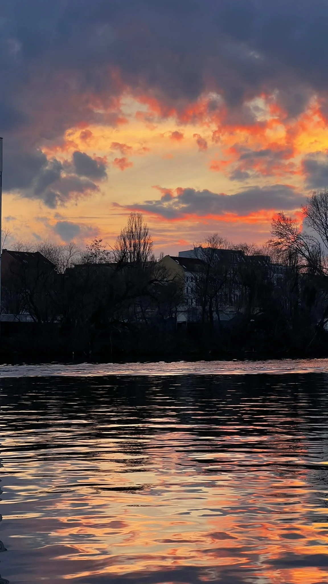 spree in sunset-min.jpg