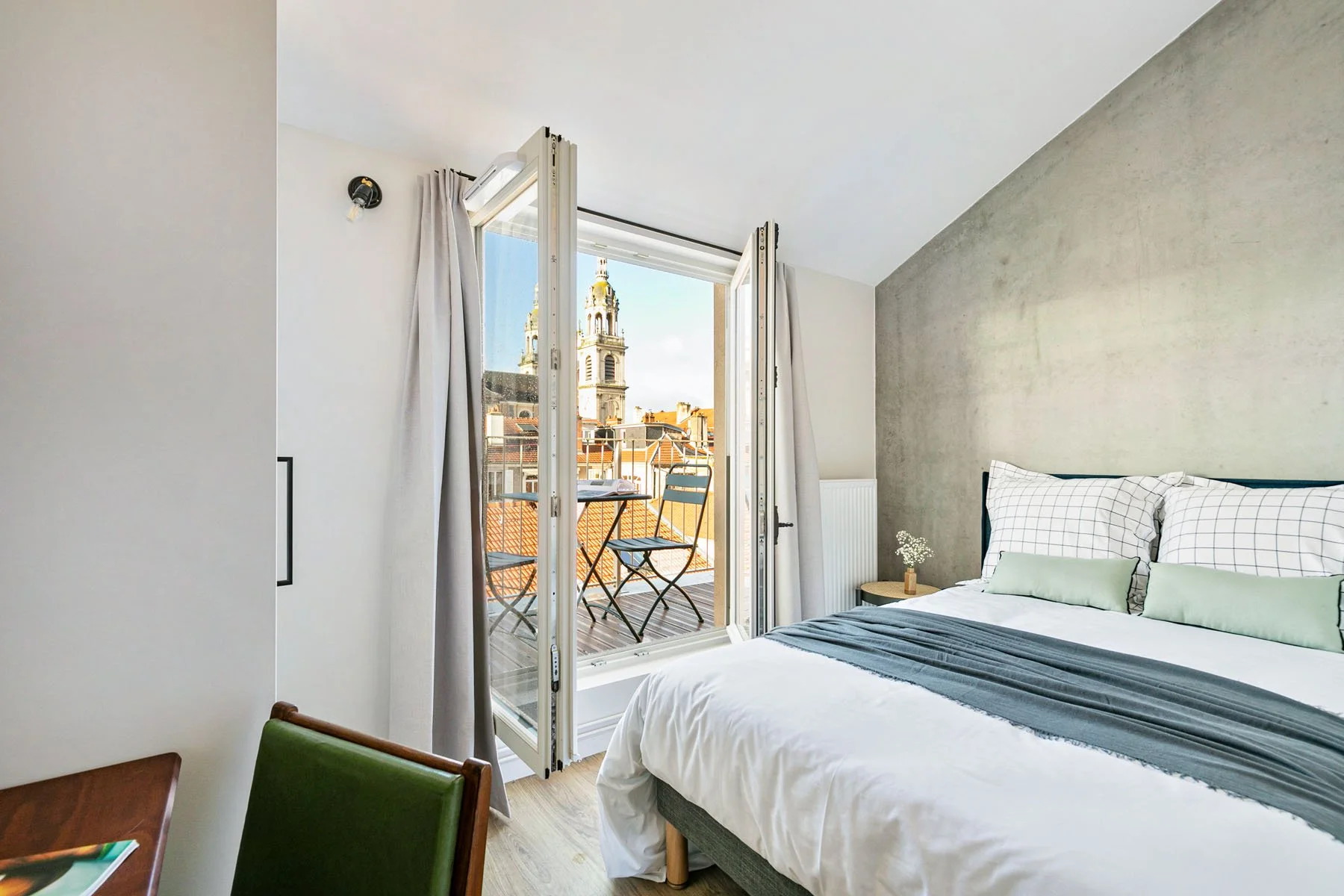 chambre rénovation aménagement hôtel.jpg