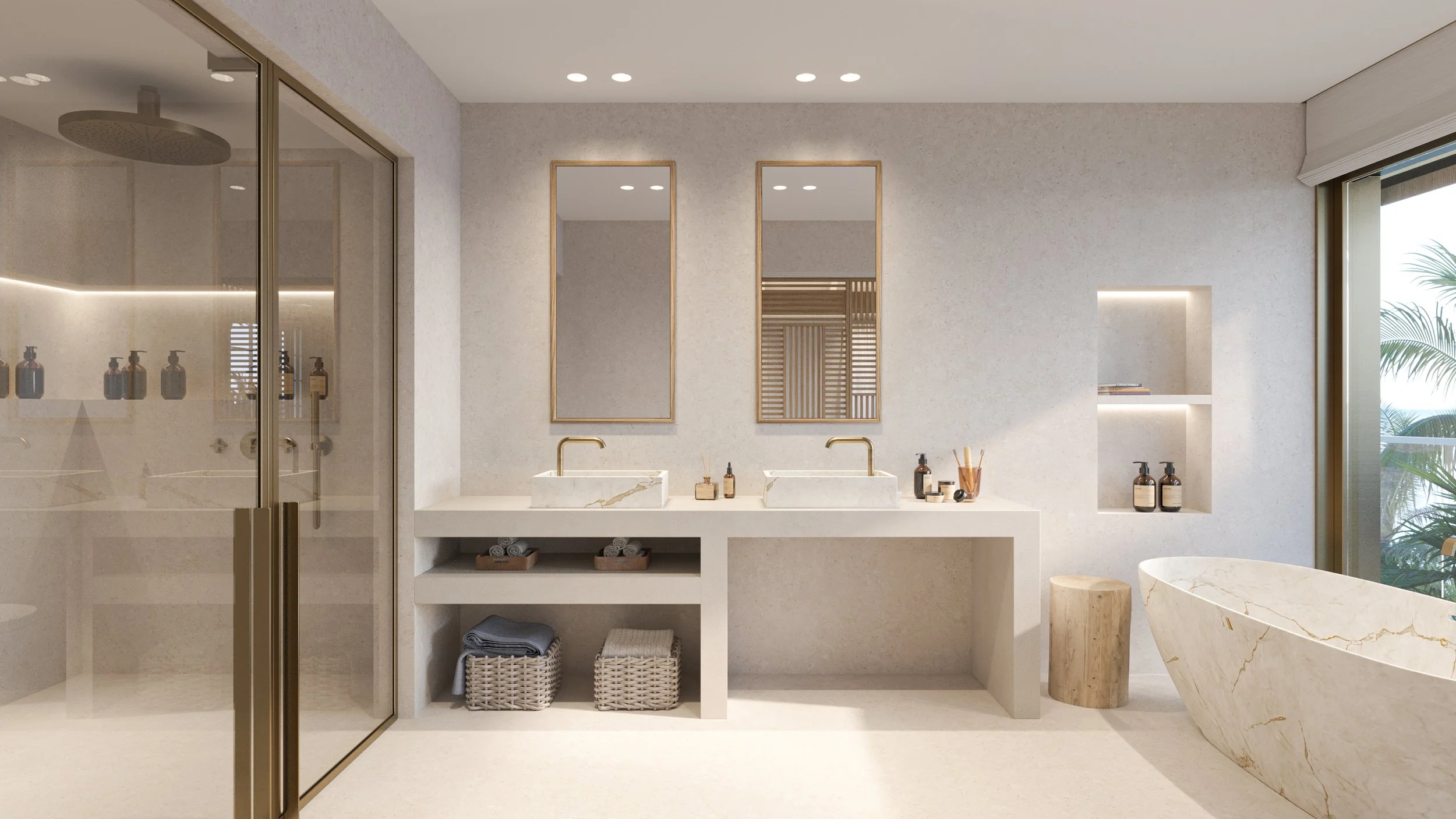 Salle de bain moderne avec double lavabo, miroir, baignoire en marbre, étagères encastrées, grande fenêtre avec vue sur des palmiers, finition en tons neutres.