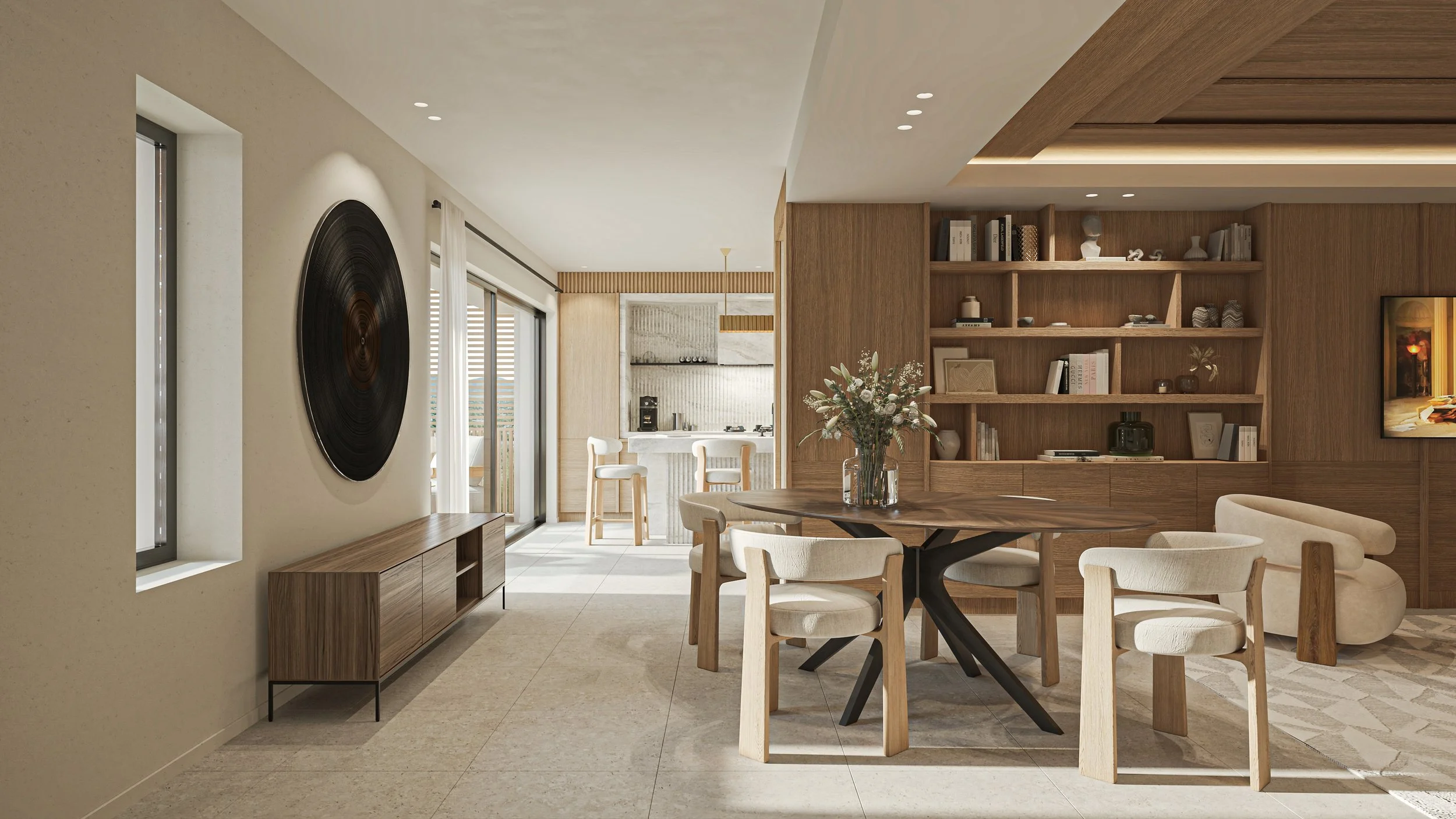 Intérieur moderne d'une salle à manger avec mobilier en bois, grande table ronde, fauteuils beige et décorations minimalistes.