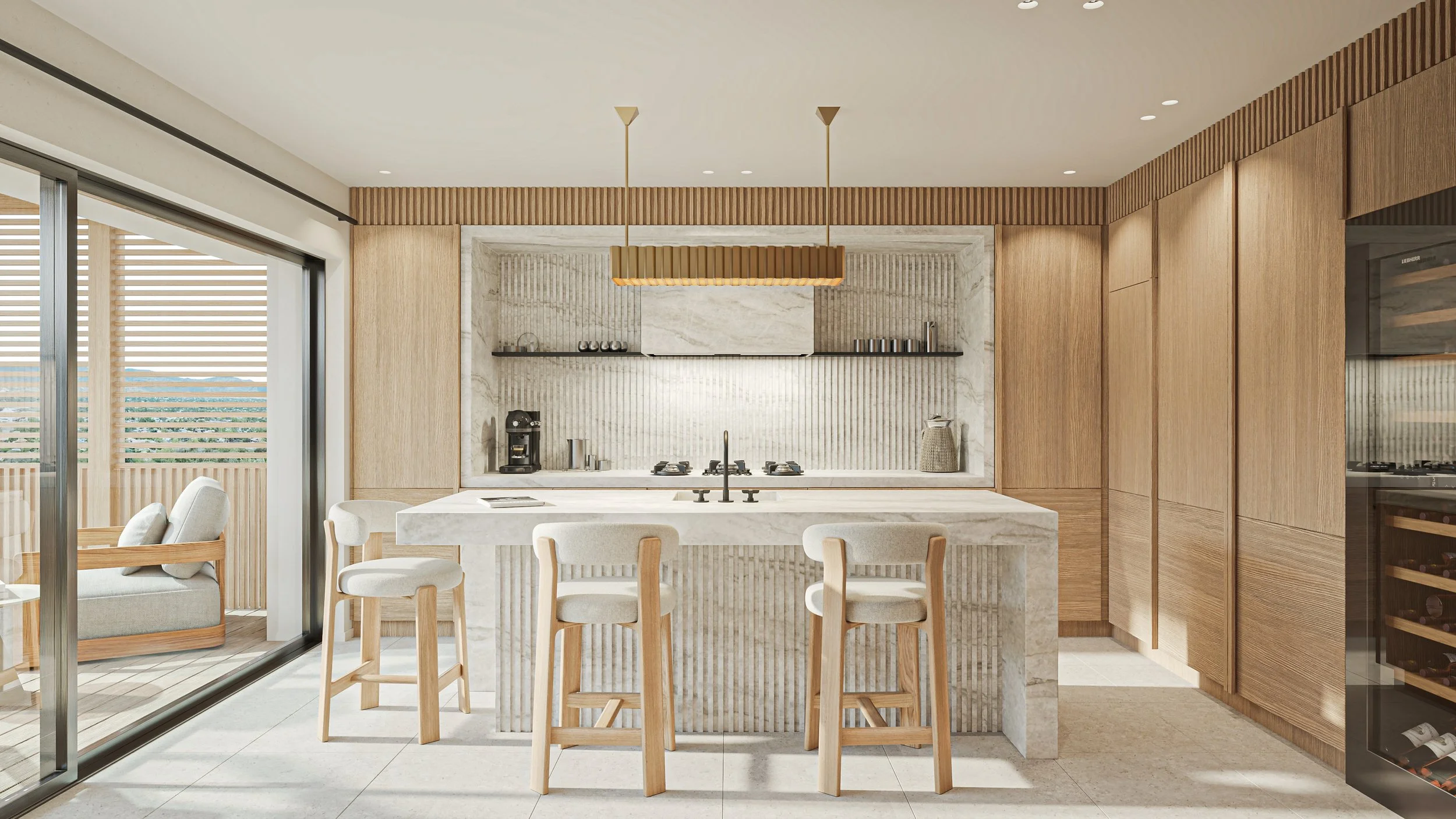 Cuisine moderne avec îlot en marbre, chaises en bois et canapé sur la terrasse extérieure.