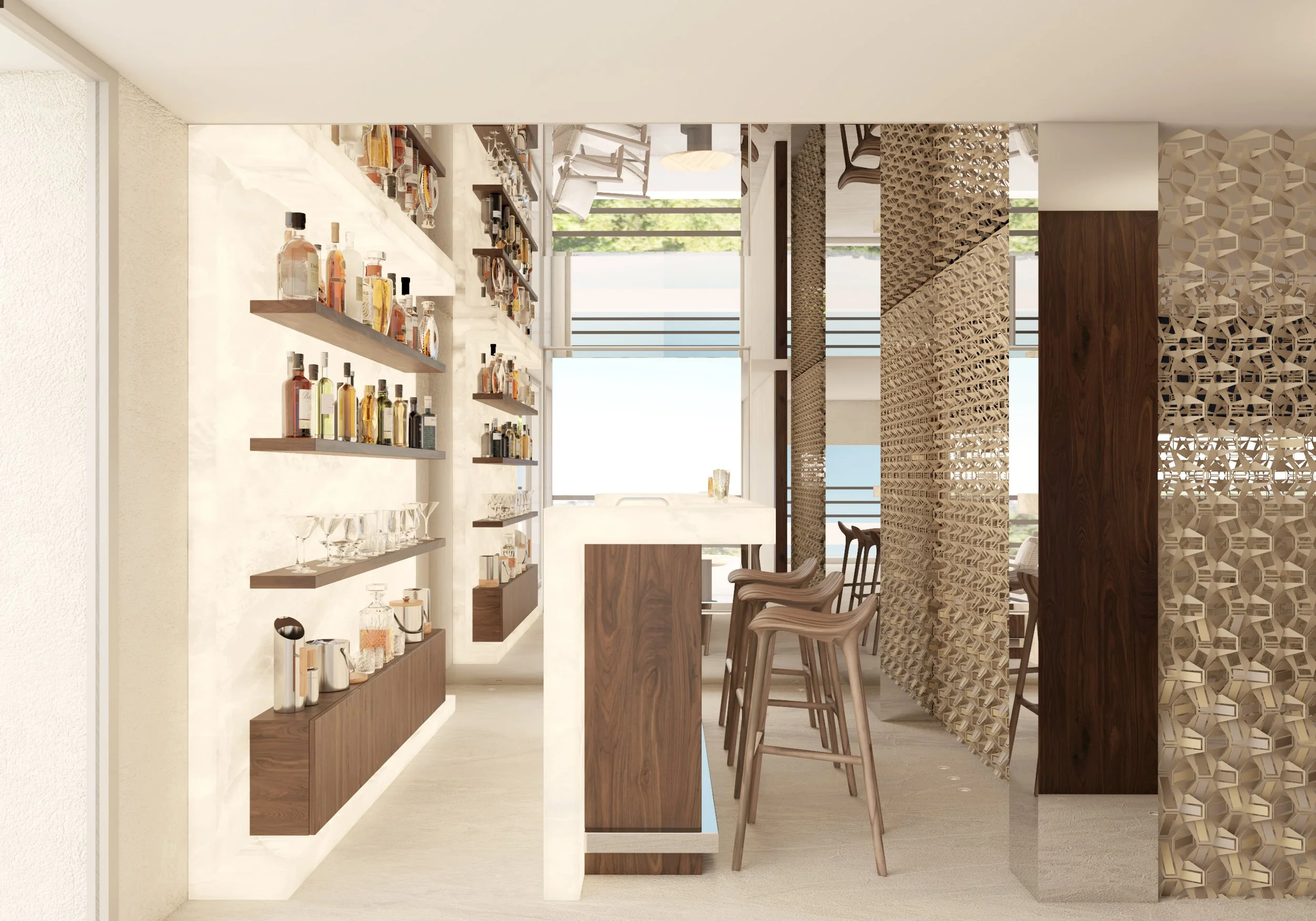 Intérieur d'un bar moderne avec étagères de bouteilles d'alcool en bois, comptoir en marbre, tabourets en bois courbés, partitions en bois sculpté et grande fenêtre laissant entrer la lumière naturelle.