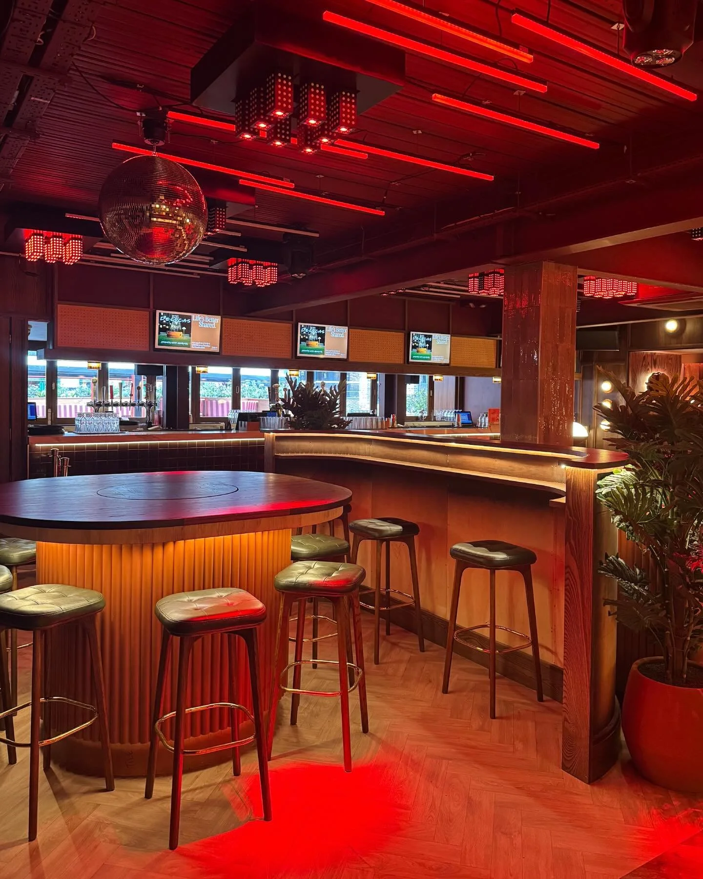 Been that busy building the place, I forgot to actually sit in it.

So today I walked in like a guest.
Sat under my own sign.
Had a drink at my own bar.

Not gonna lie&hellip; she looks good - what do you think?