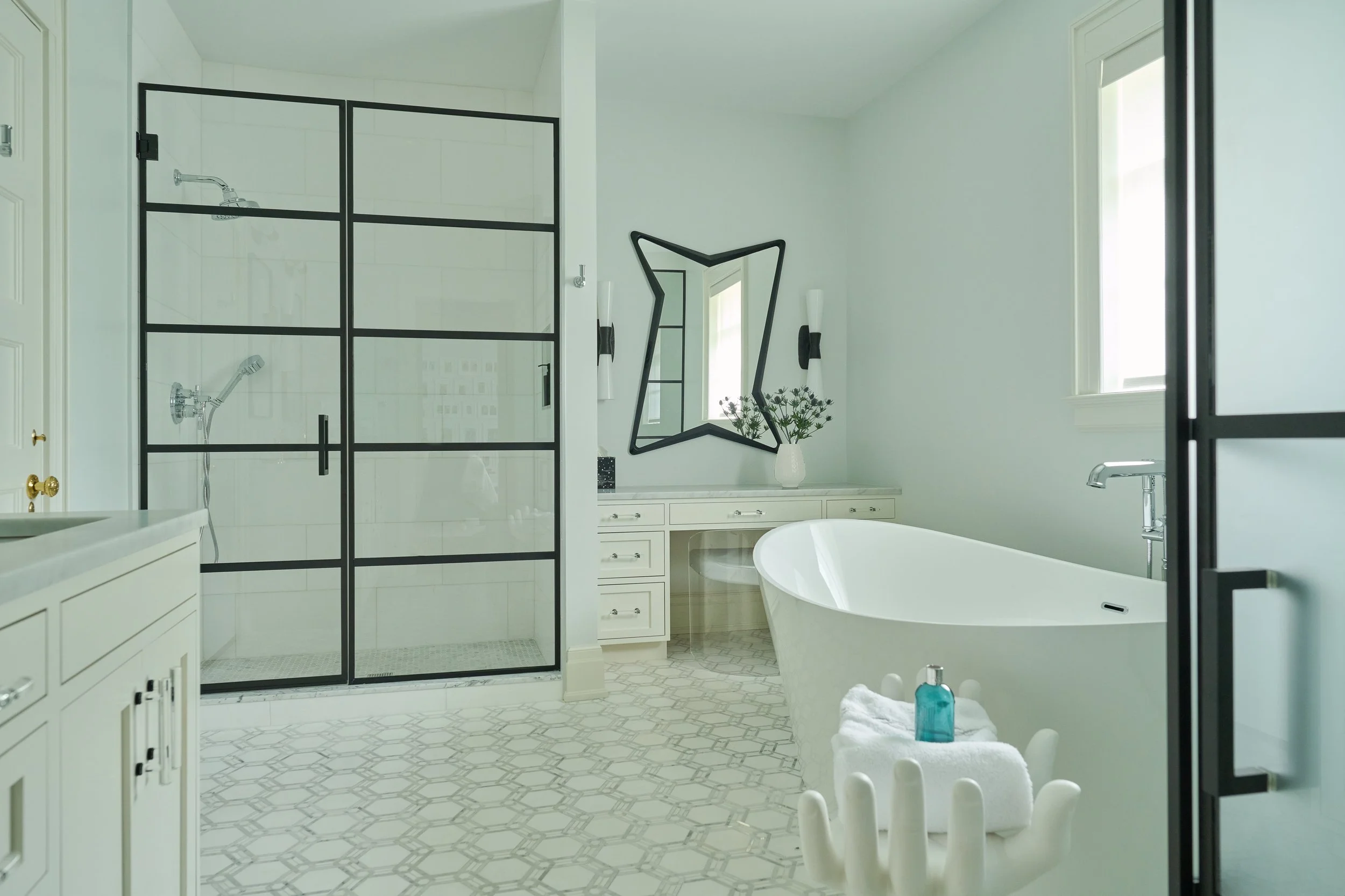 Refined interior design focused on comfort and lifestyle