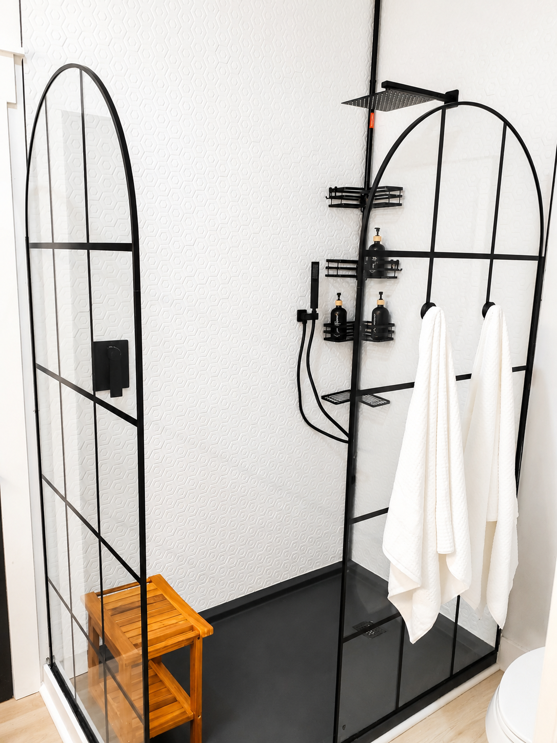 Beachriver_GuestBathroom2_modern design.png
