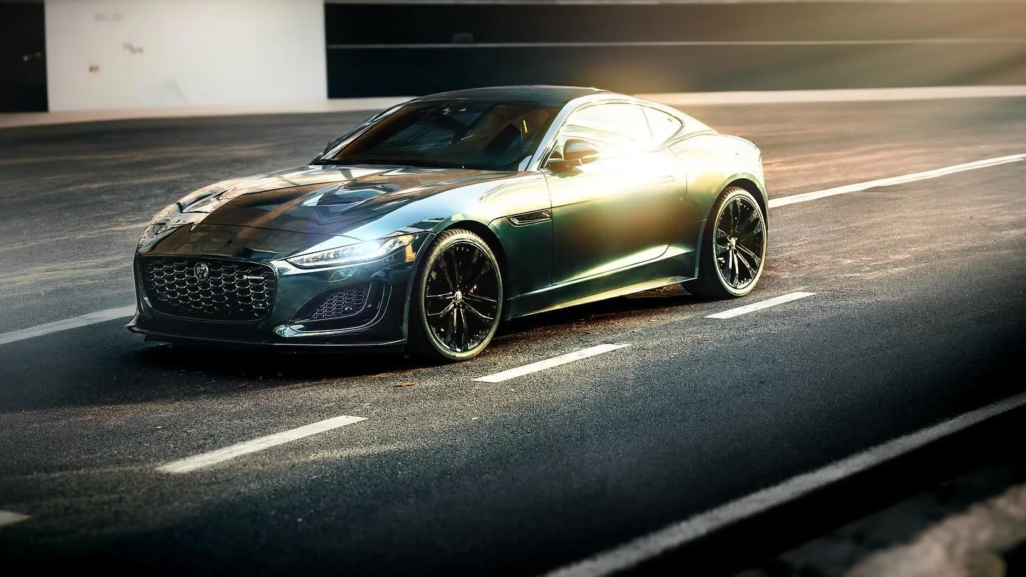 A Jaguar in it&rsquo;s natural habitat&hellip; sounds like something David Attenborough would say 😂
-
-
#jaguar #jaguarftype #car #cars #carphotography #racetrack