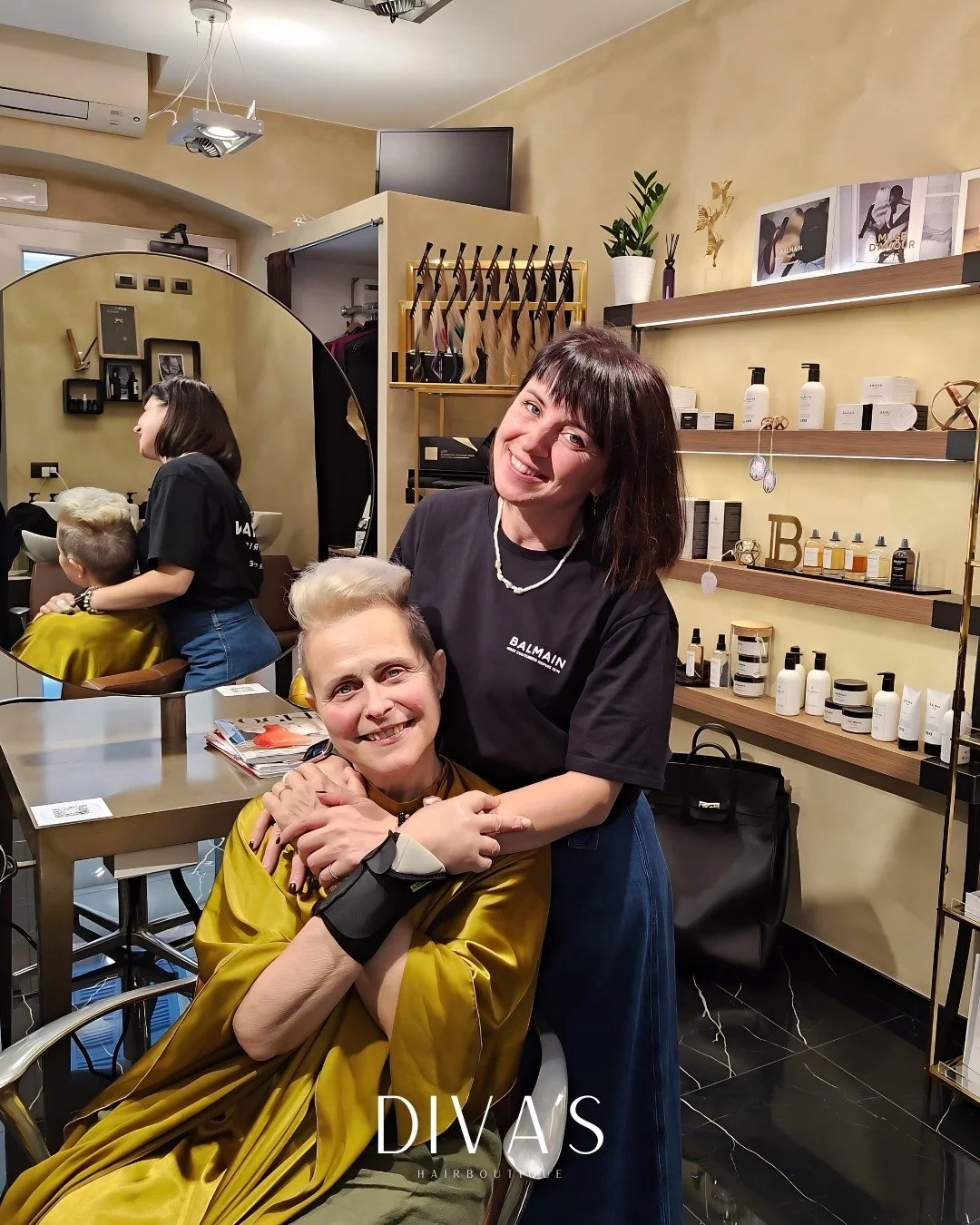 Siamo immensamente grate per la fiducia, l&rsquo;affetto e i sorrisi che ogni giorno riempiono il nostro salone. 

Grazie alle nostre meravigliose clienti per sceglierci, per lasciarci entrare nella vostra bellezza e nelle vostre storie. 

Il vostro 