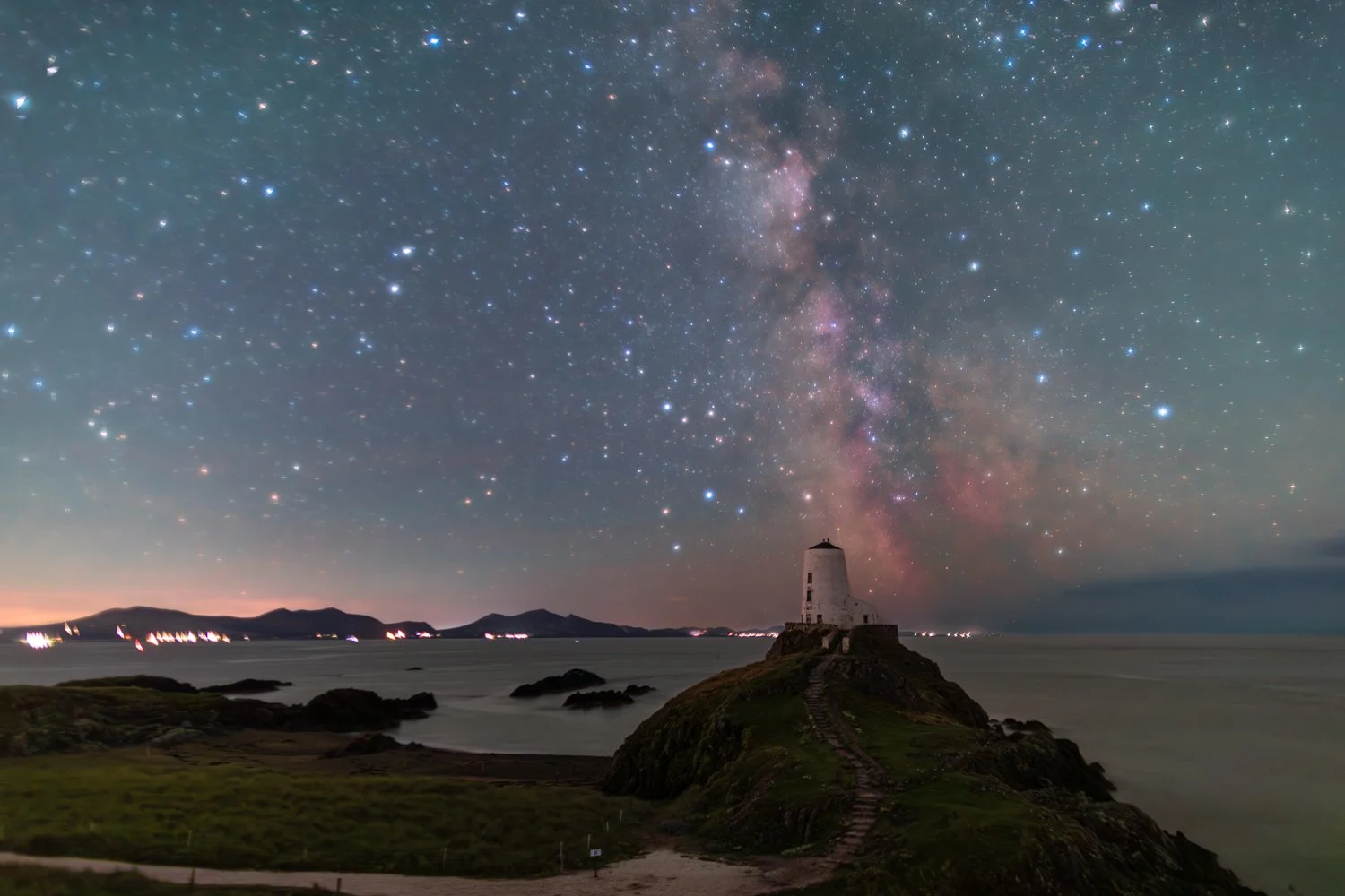 Llanddwyn Island Astro.jpg