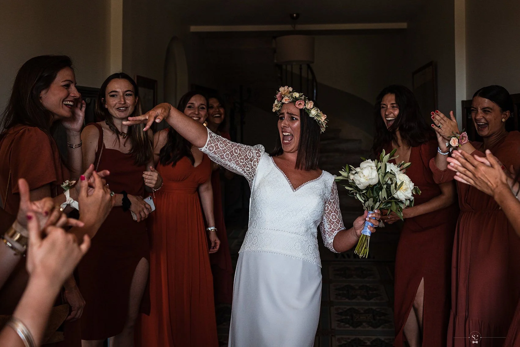 mariée avec ses demoiselles d'honneur — Kahel Wedding Planner