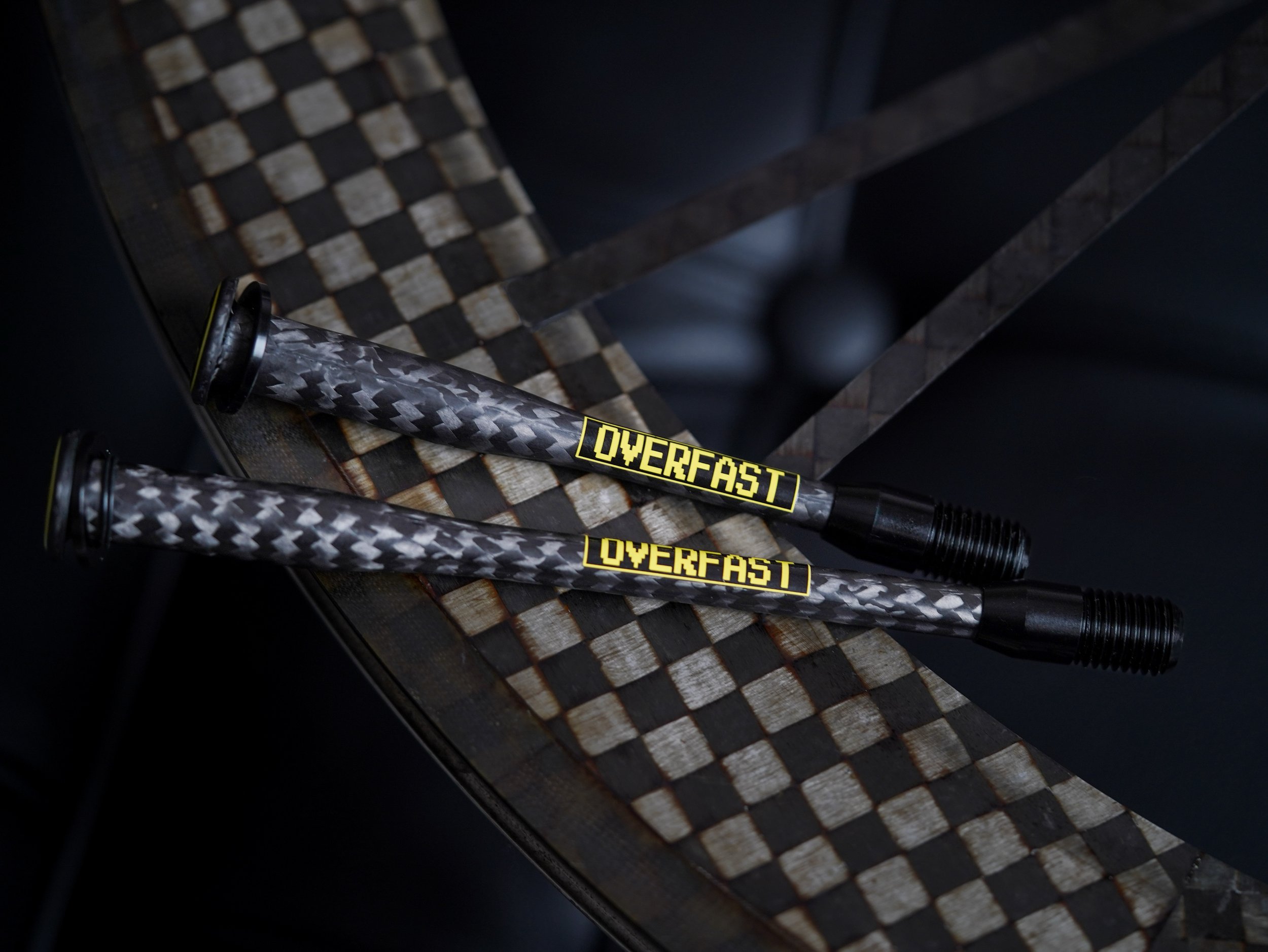 Karbonové osy - pár