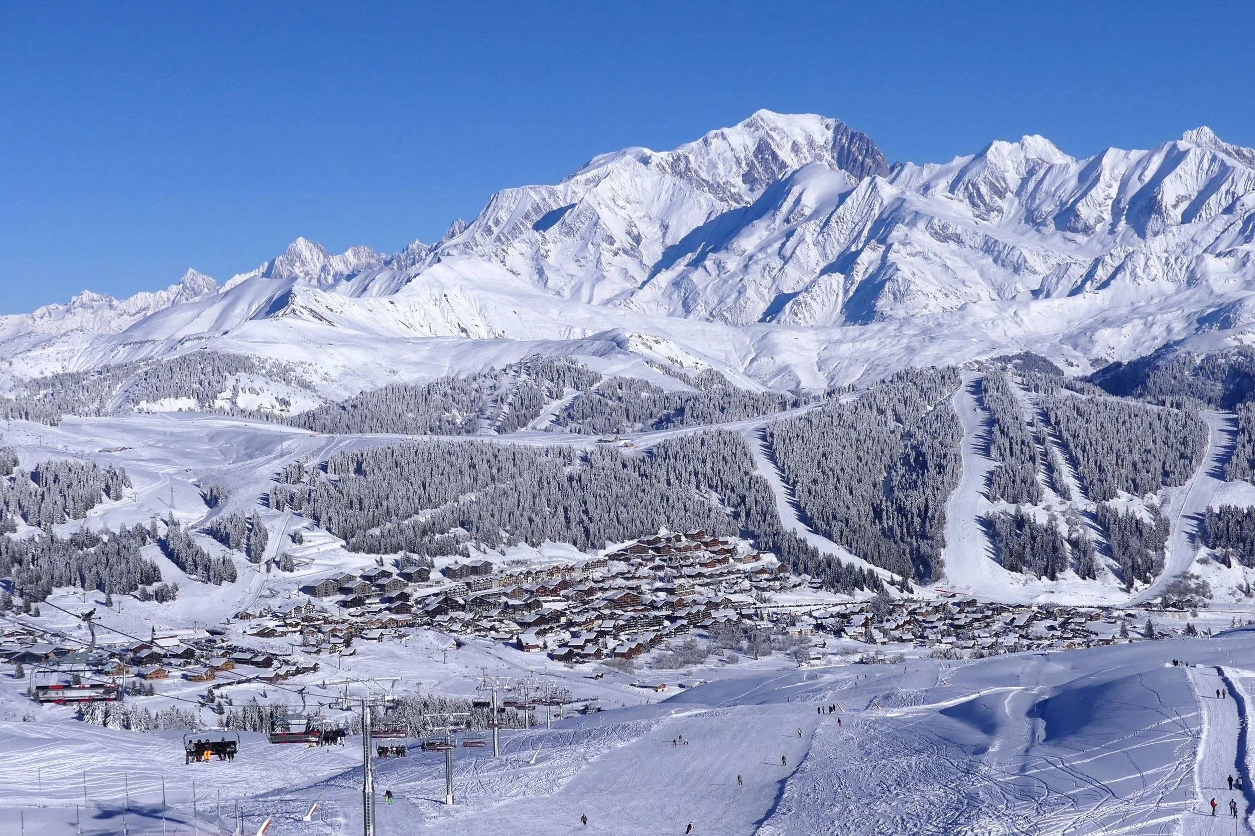 Vue aérienne des Saisies
