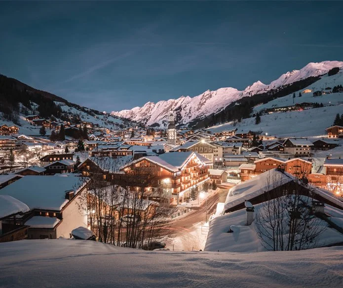 La Clusaz, Le Grand-Bornand et Le Chinaillon : rejoindre les stations des Aravis avec VTC Annecy Mont-Blanc