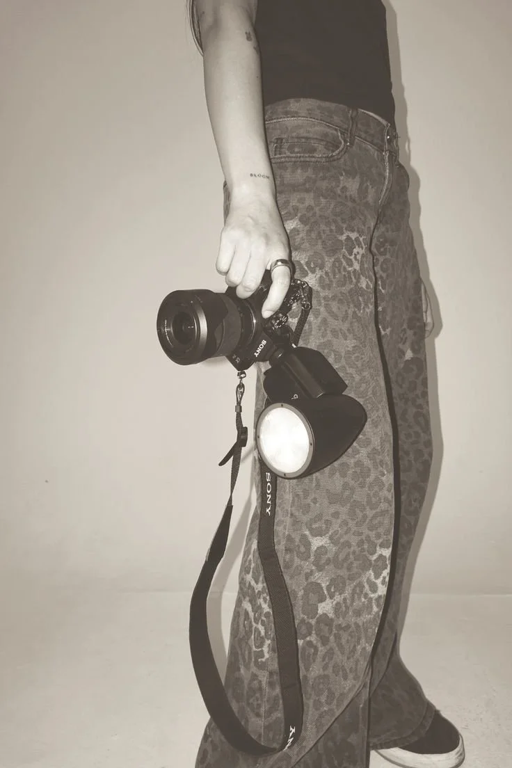 Photographer Brand Photoshoot Ideas - Morgan Taylr.jpeg