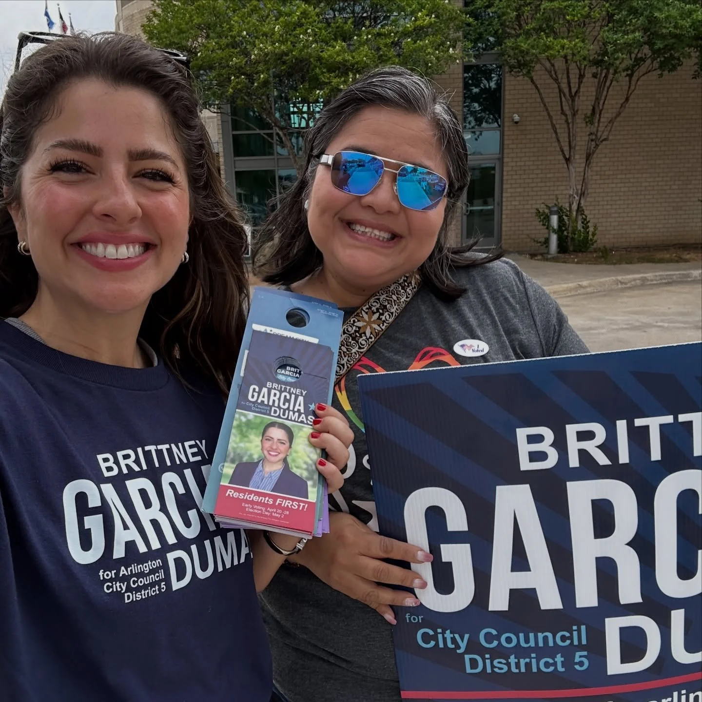 Early voting ends Tuesday and I want to see YOU!

Sunday we had another incredible day talking with neighbors at the polls. We are bringing great change and a bright future to District 5. Y&rsquo;all are READY for it and so am I. 🏡✨

🗓️ Final Days 