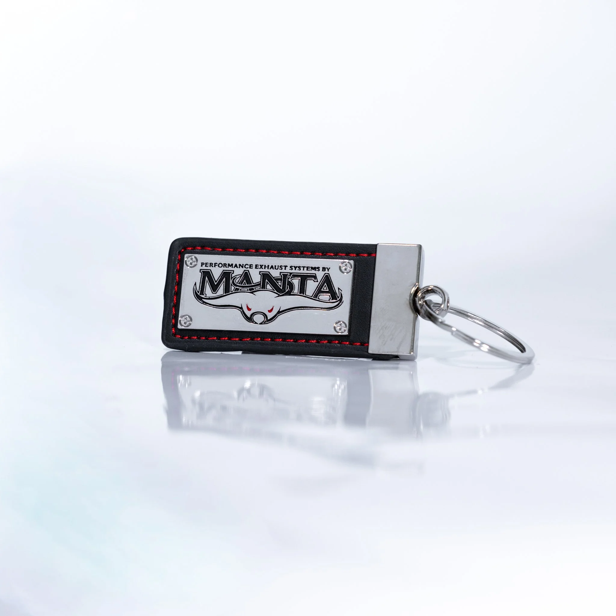 Product_Manta_Keychain_1.jpg