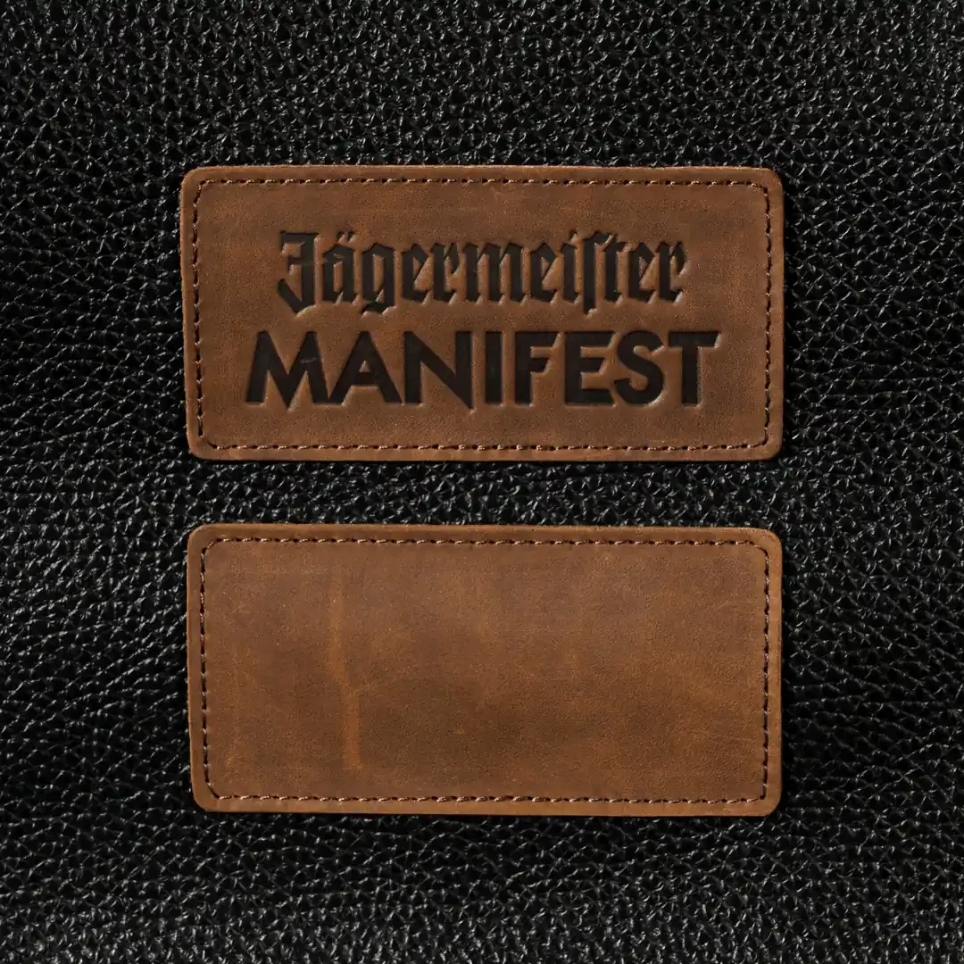 Veredelung_Jaegermeister_Blindpraegung_square.webp